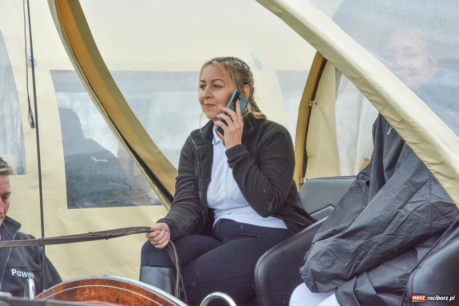 Zdjęcie w galerii na portalu naszraciborz.pl: Deszcz niestraszny miłośnikom koni. Hubertus w Żerdzinach [FOTO i WIDEO] wiadomości z regionu