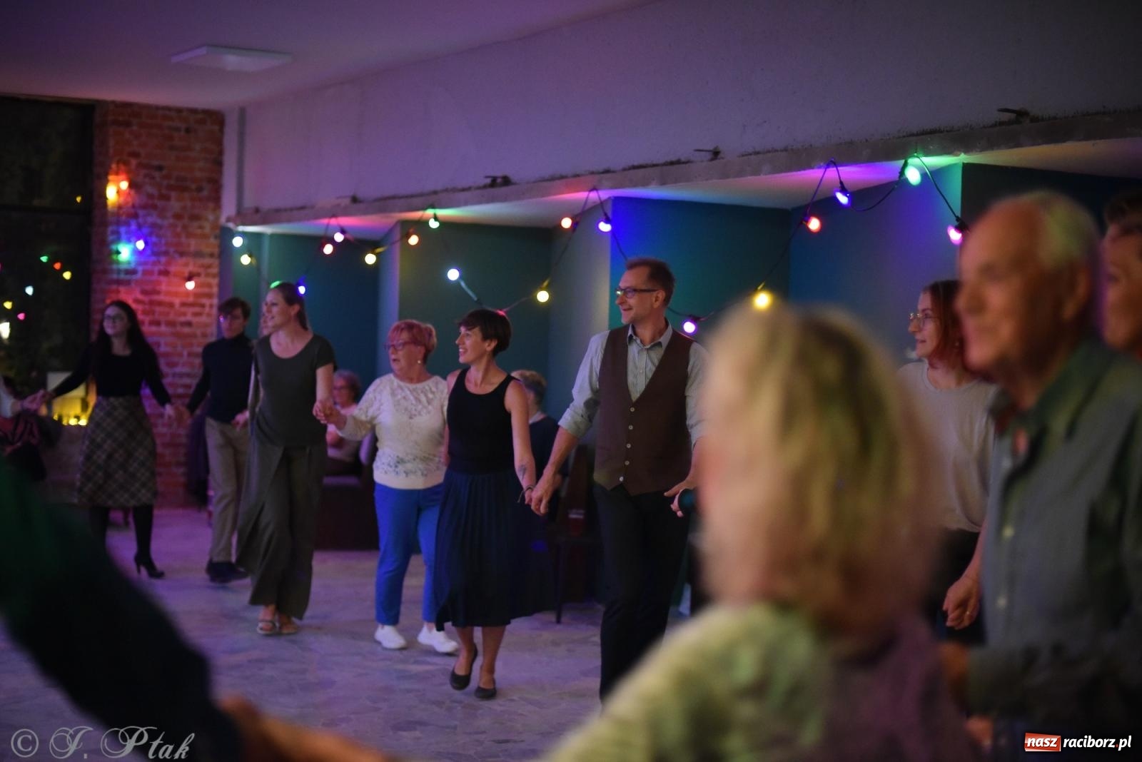 Zdjęcie w galerii na portalu naszraciborz.pl: Sobotnia potańcówka w Tęczowej [FOTO i WIDEO] wiadomości z regionu
