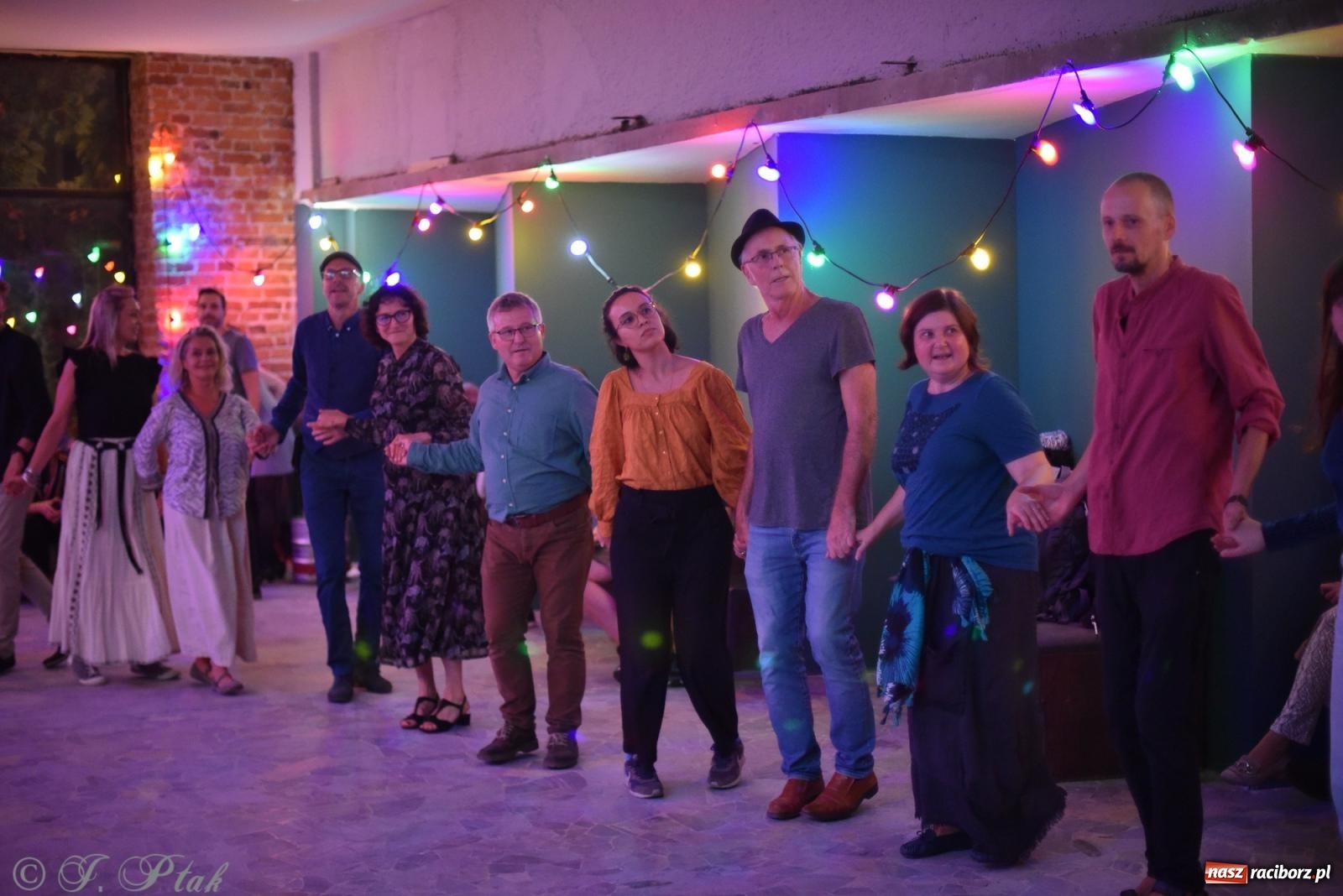 Zdjęcie w galerii na portalu naszraciborz.pl: Sobotnia potańcówka w Tęczowej [FOTO i WIDEO] wiadomości z regionu