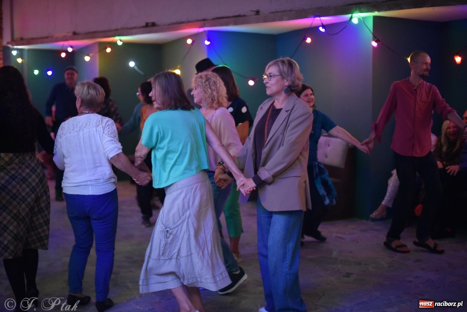 Zdjęcie w galerii na portalu naszraciborz.pl: Sobotnia potańcówka w Tęczowej [FOTO i WIDEO] wiadomości z regionu