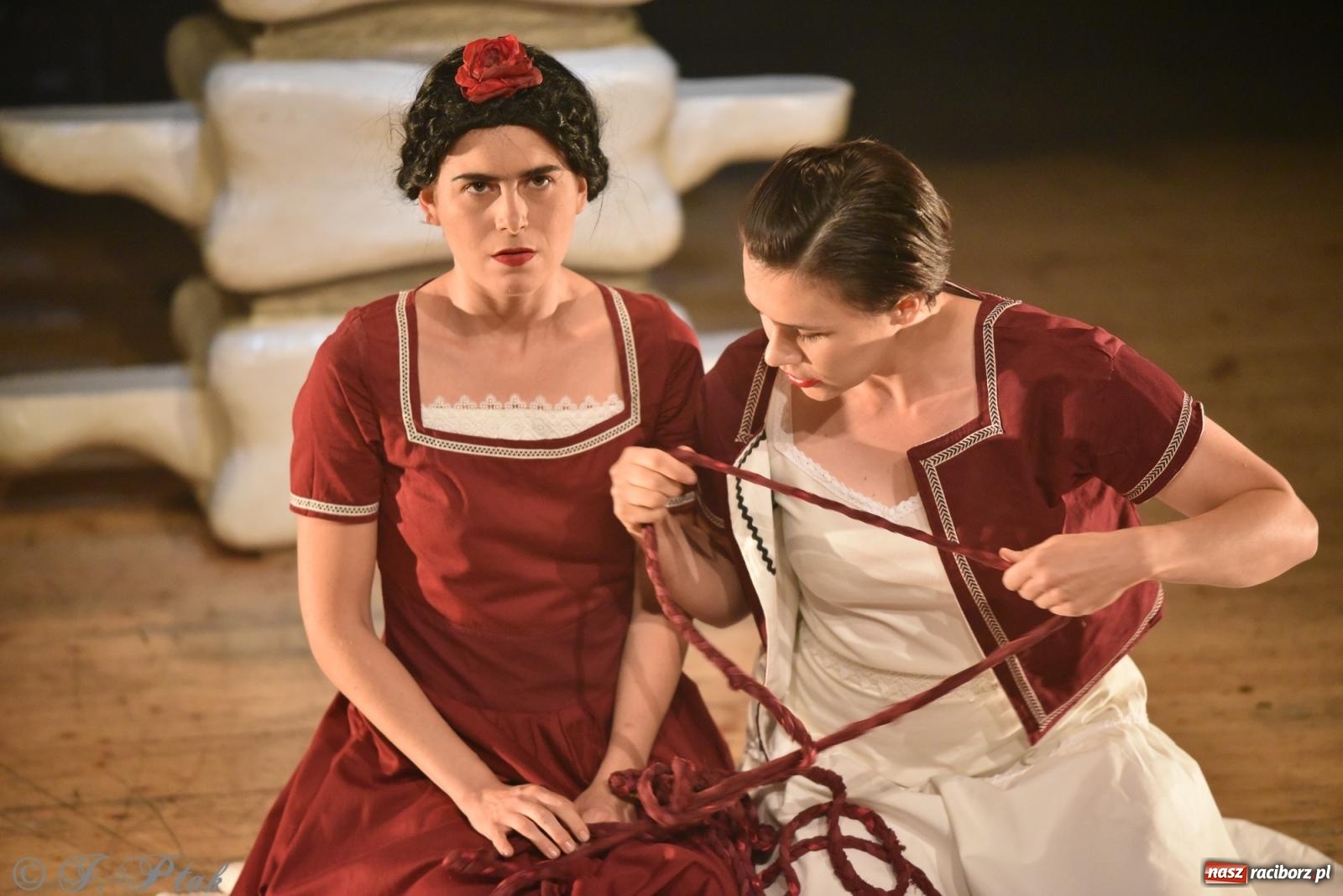 Zdjęcie w galerii na portalu naszraciborz.pl: Frida la Vida! - spektakl inspirowany życiem Fridy Kahlo na deskach RCK wiadomości z regionu