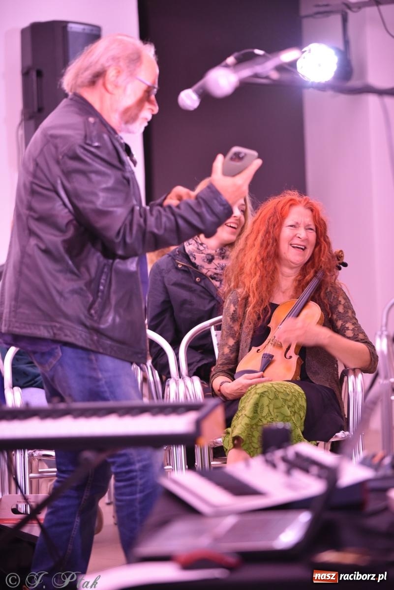 Zdjęcie w galerii na portalu naszraciborz.pl: Muzyka duszy w starym Labiryncie [FOTO i WIDEO] wiadomości z regionu