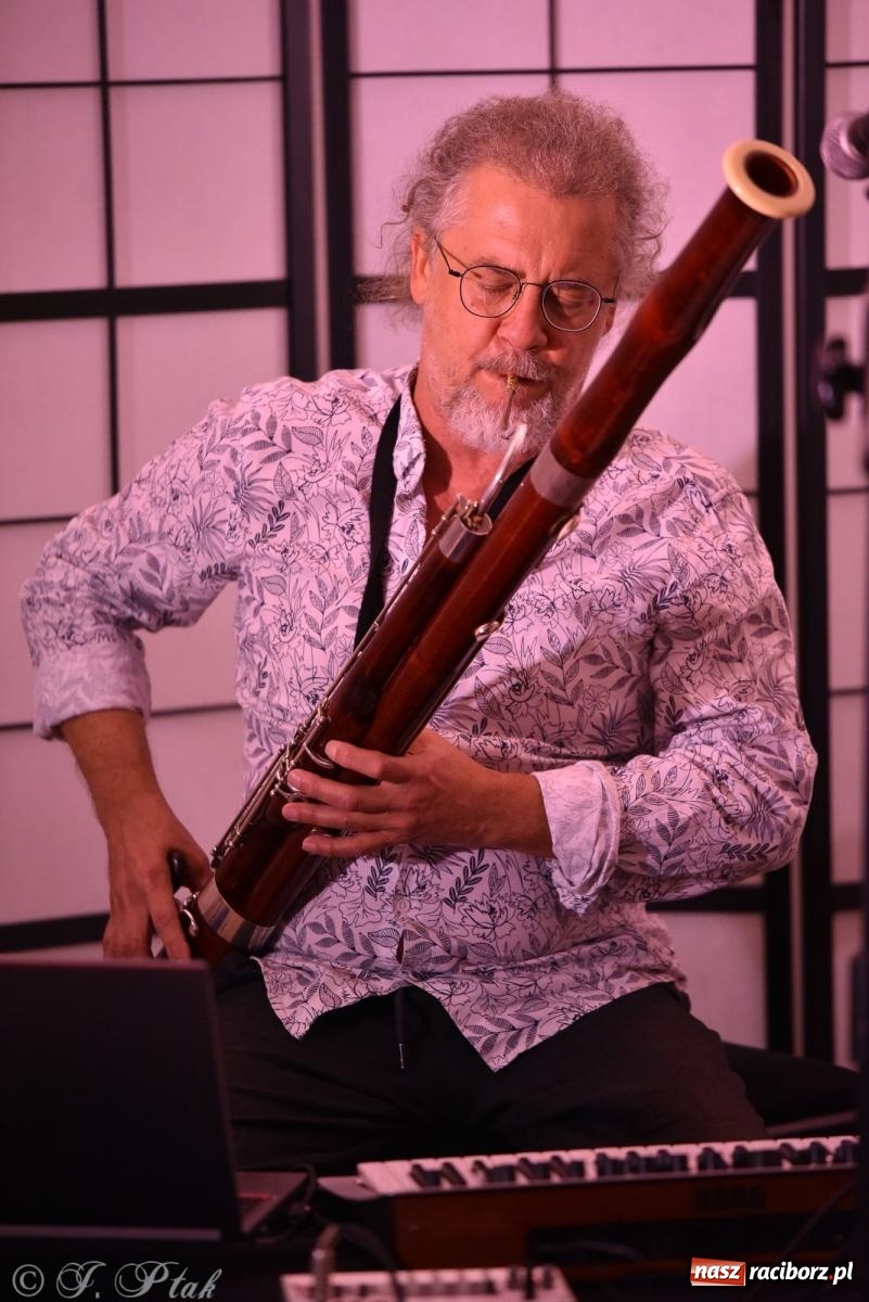 Zdjęcie w galerii na portalu naszraciborz.pl: Muzyka duszy w starym Labiryncie [FOTO i WIDEO] wiadomości z regionu