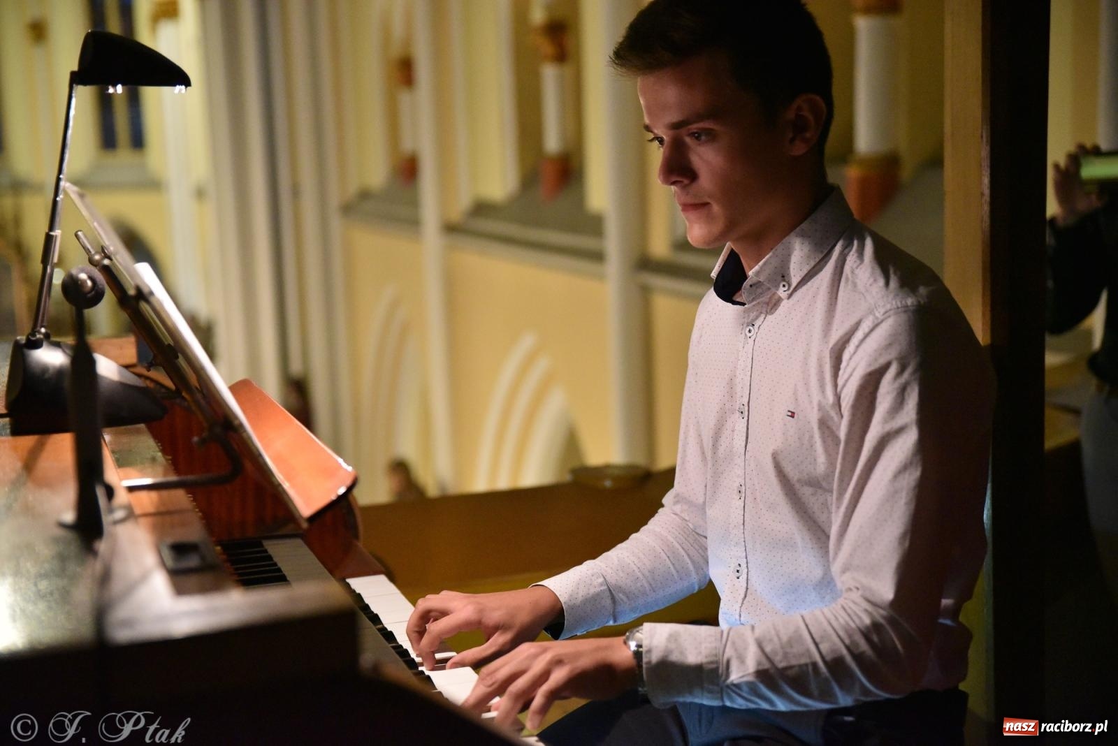 Zdjęcie w galerii na portalu naszraciborz.pl: XXXVI Dni Muzyki Organowej i Kameralnej im. Henryka Klai. Koncert absolwentów [FOTO i WIDEO] wiadomości z regionu