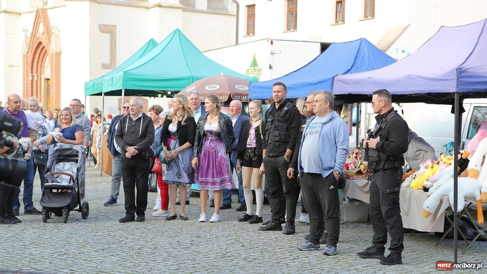 Zdjęcie w galerii na portalu naszraciborz.pl: Na raciborskim zamku odbył się Festiwal Kultury Niemieckiej wiadomości z regionu