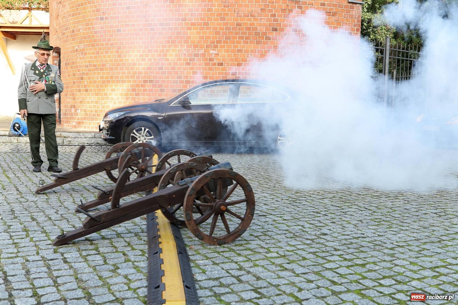 Zdjęcie w galerii na portalu naszraciborz.pl: Na raciborskim zamku odbył się Festiwal Kultury Niemieckiej wiadomości z regionu