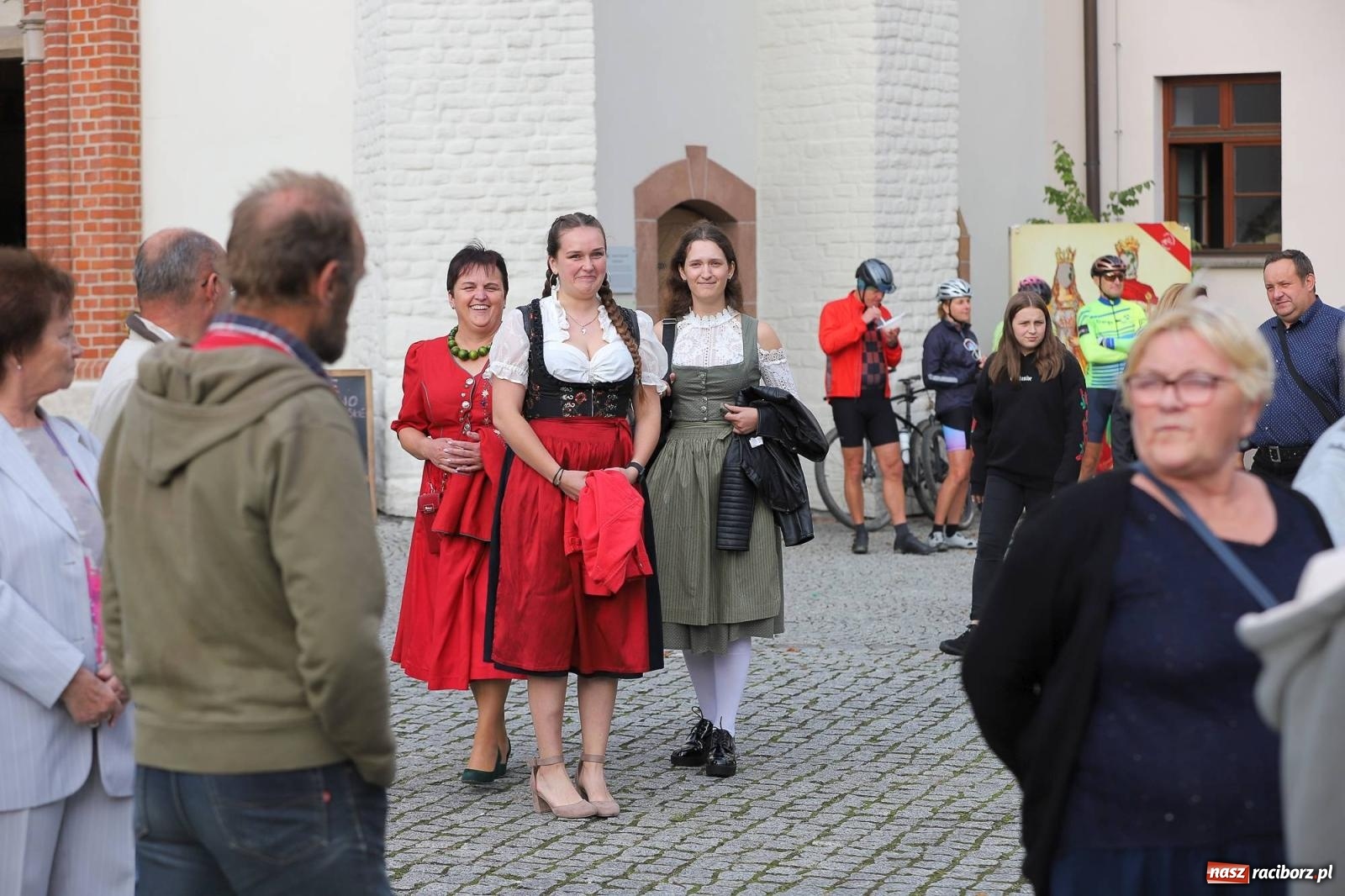 Zdjęcie w galerii na portalu naszraciborz.pl: Na raciborskim zamku odbył się Festiwal Kultury Niemieckiej wiadomości z regionu