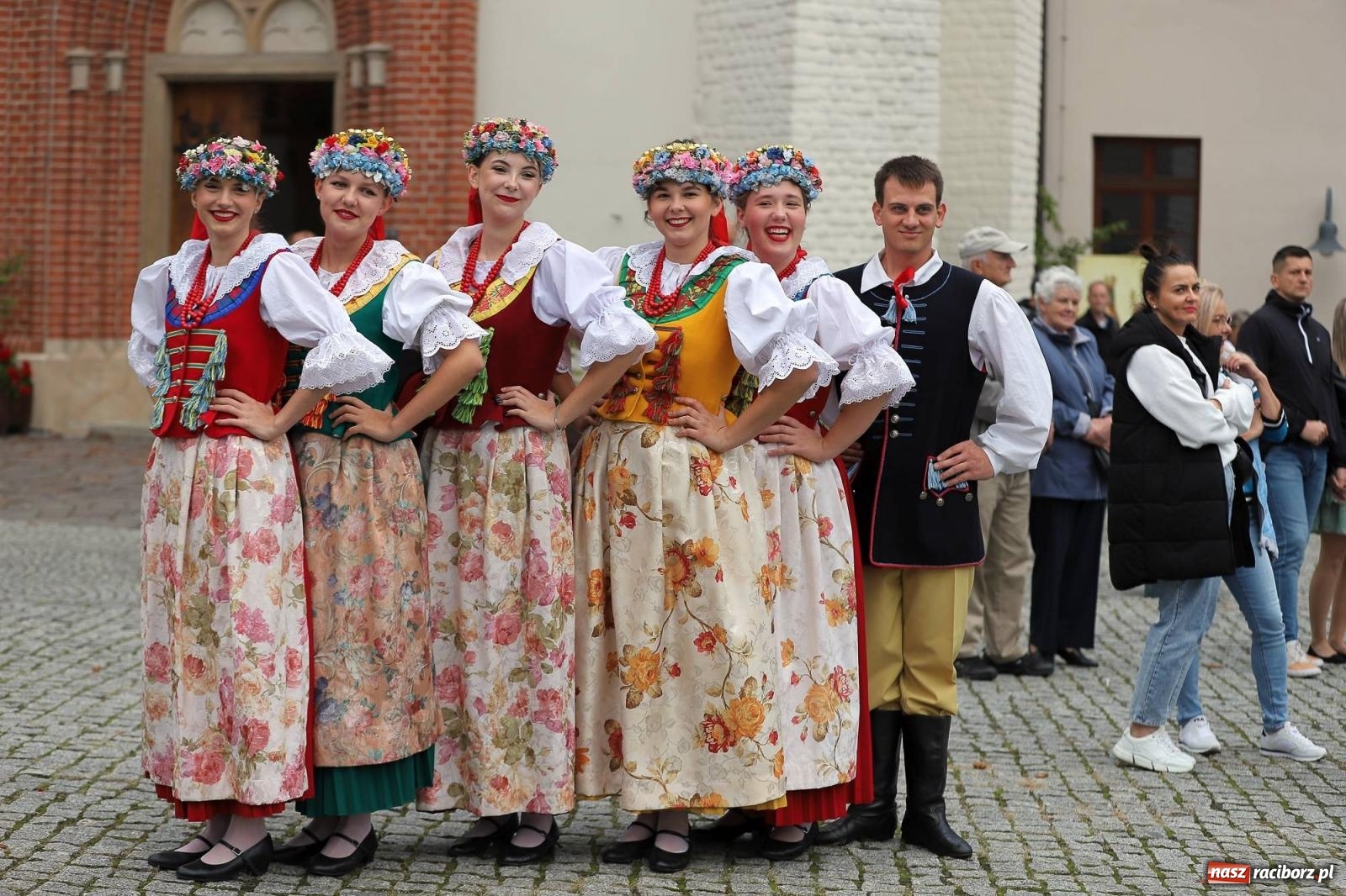 Zdjęcie w galerii na portalu naszraciborz.pl: Na raciborskim zamku odbył się Festiwal Kultury Niemieckiej wiadomości z regionu