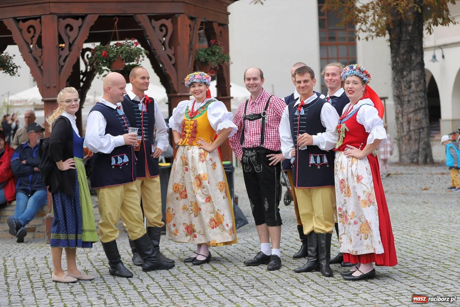 Zdjęcie w galerii na portalu naszraciborz.pl: Na raciborskim zamku odbył się Festiwal Kultury Niemieckiej wiadomości z regionu