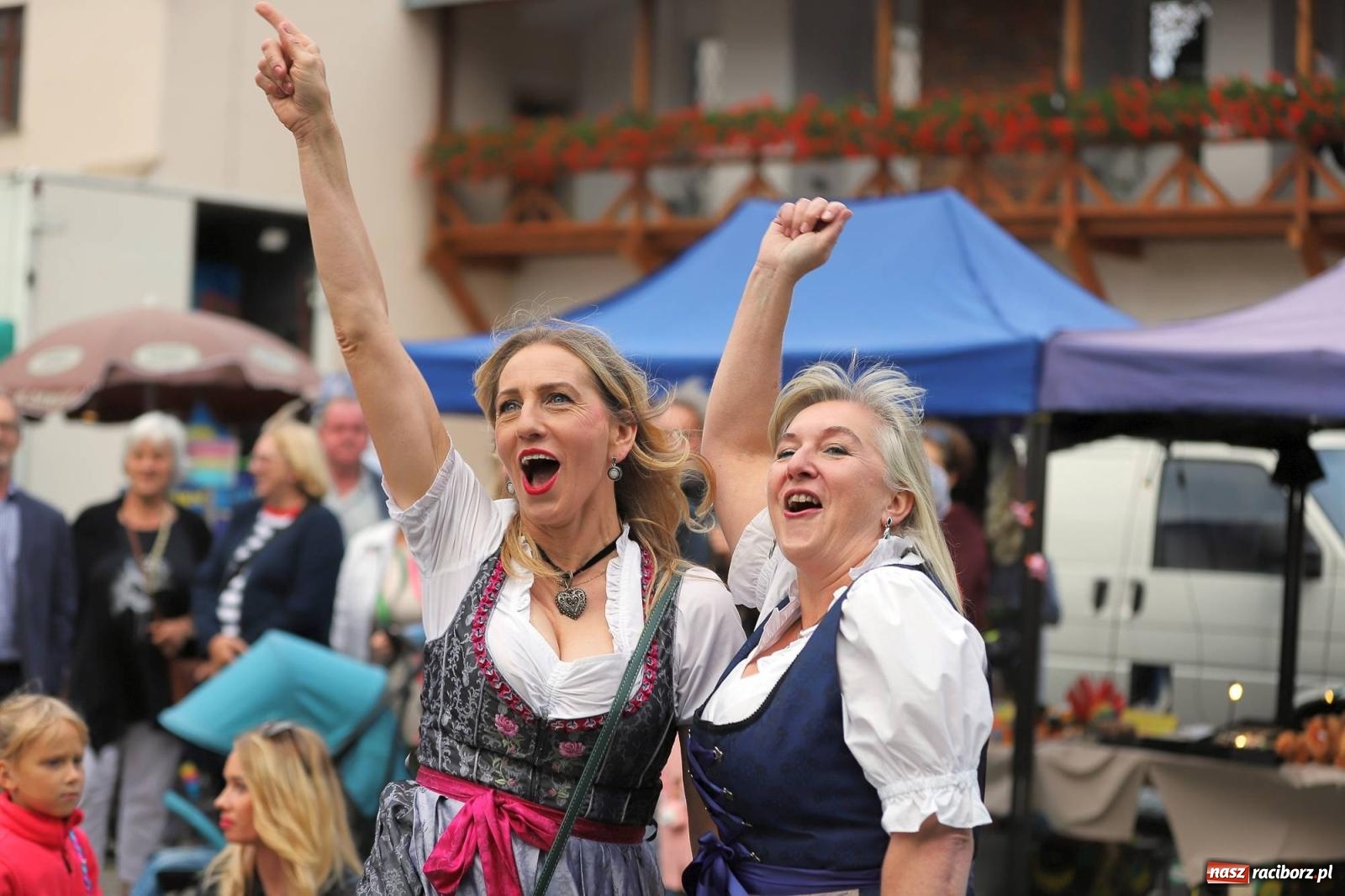 Zdjęcie w galerii na portalu naszraciborz.pl: Na raciborskim zamku odbył się Festiwal Kultury Niemieckiej wiadomości z regionu