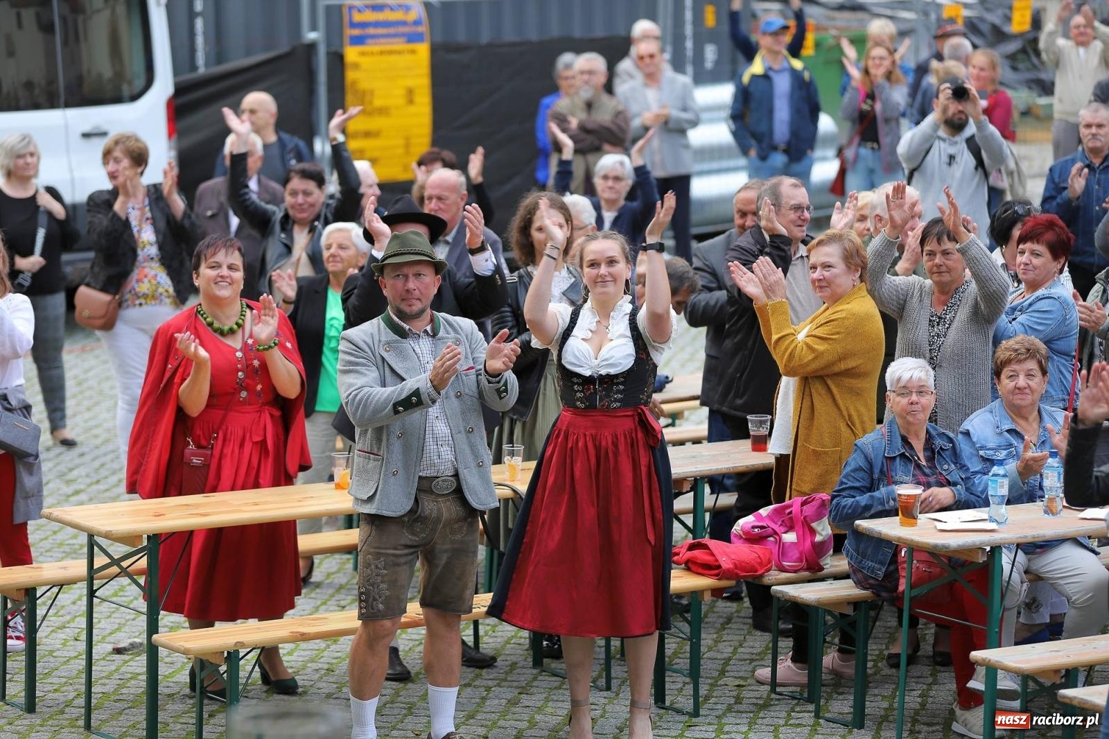Zdjęcie w galerii na portalu naszraciborz.pl: Na raciborskim zamku odbył się Festiwal Kultury Niemieckiej wiadomości z regionu
