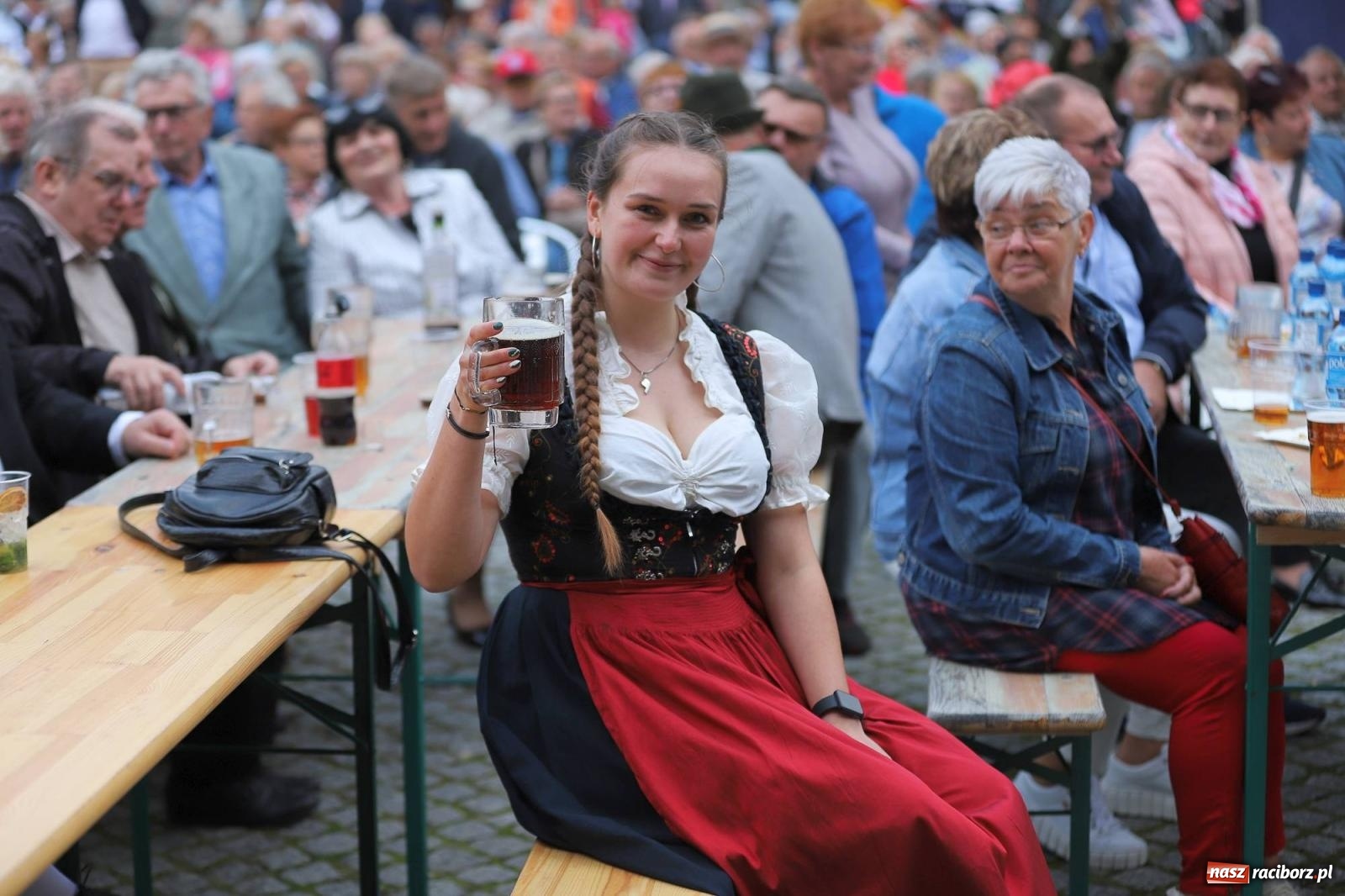 Zdjęcie w galerii na portalu naszraciborz.pl: Na raciborskim zamku odbył się Festiwal Kultury Niemieckiej wiadomości z regionu