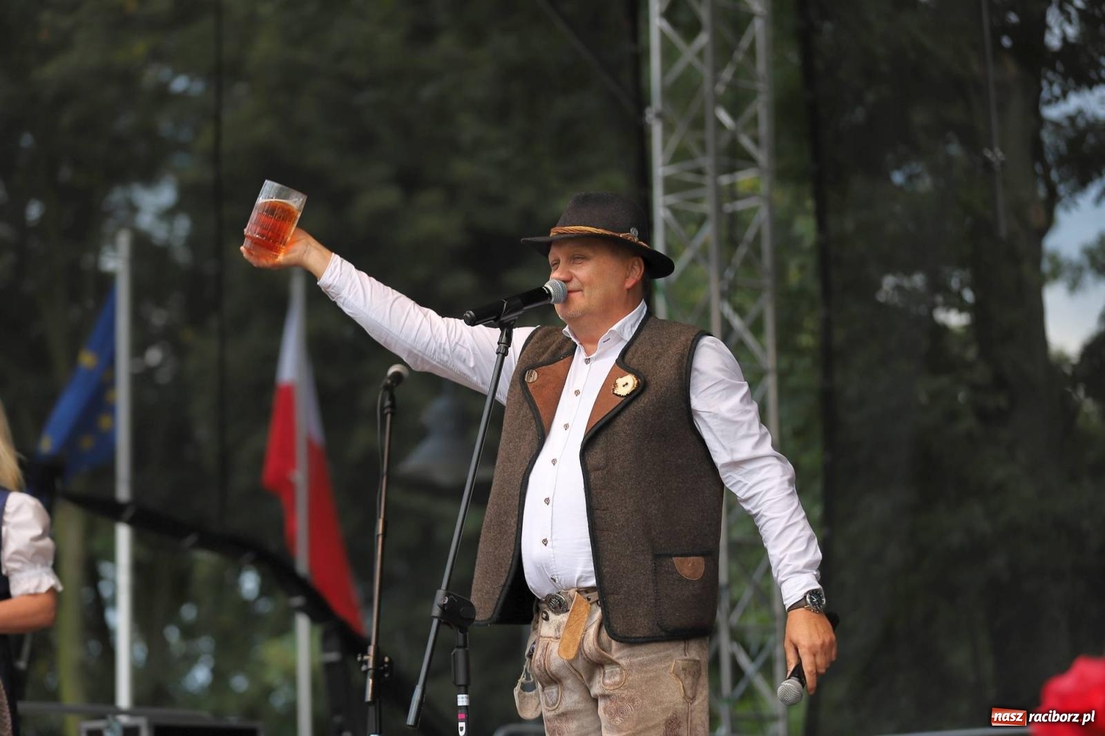 Zdjęcie w galerii na portalu naszraciborz.pl: Na raciborskim zamku odbył się Festiwal Kultury Niemieckiej wiadomości z regionu