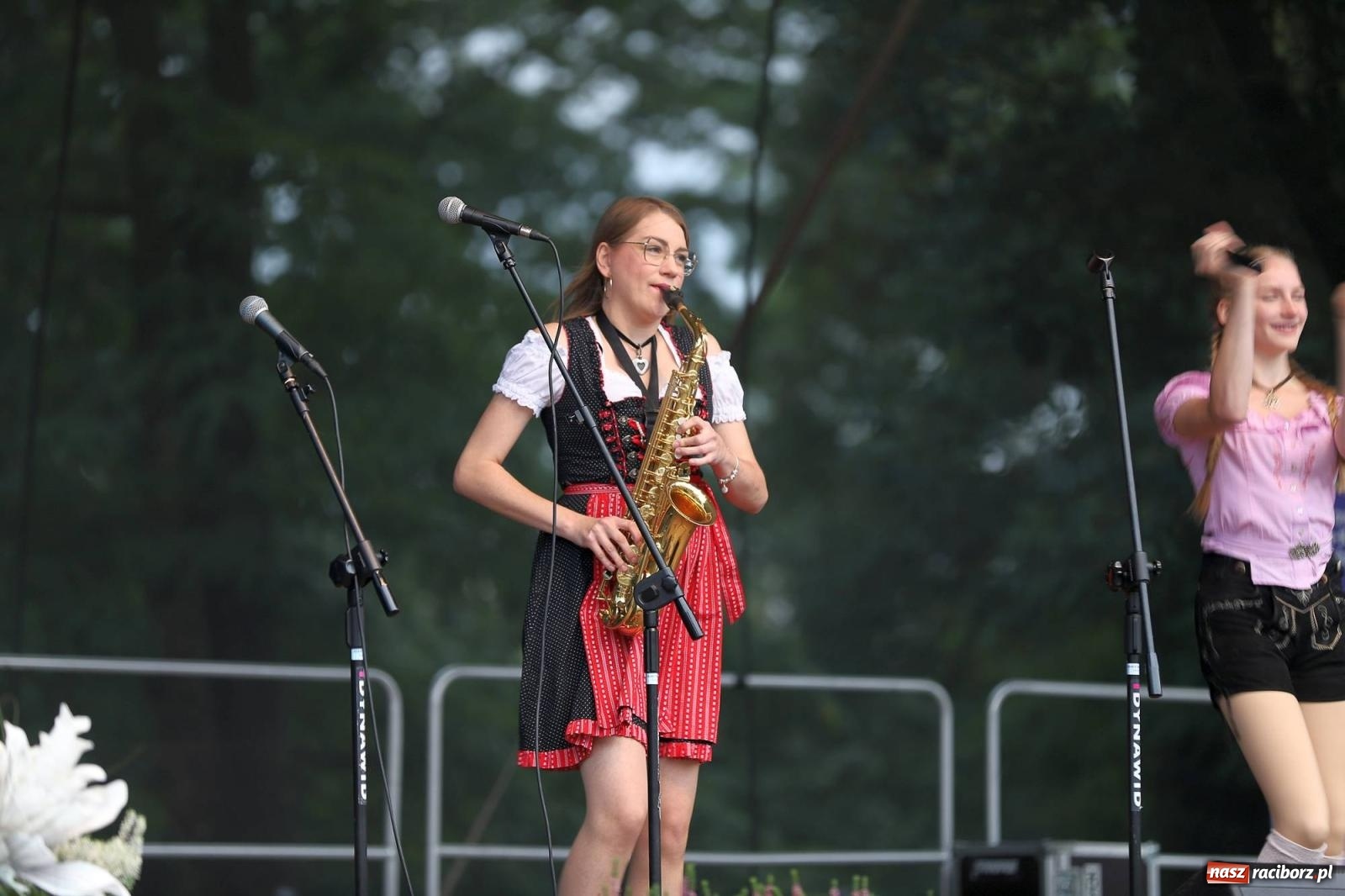 Zdjęcie w galerii na portalu naszraciborz.pl: Na raciborskim zamku odbył się Festiwal Kultury Niemieckiej wiadomości z regionu