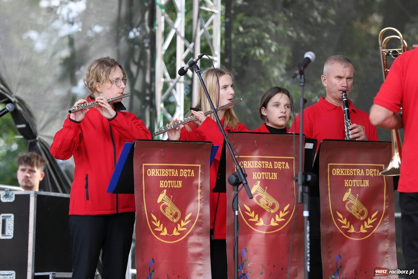 Zdjęcie w galerii na portalu naszraciborz.pl: Na raciborskim zamku odbył się Festiwal Kultury Niemieckiej wiadomości z regionu