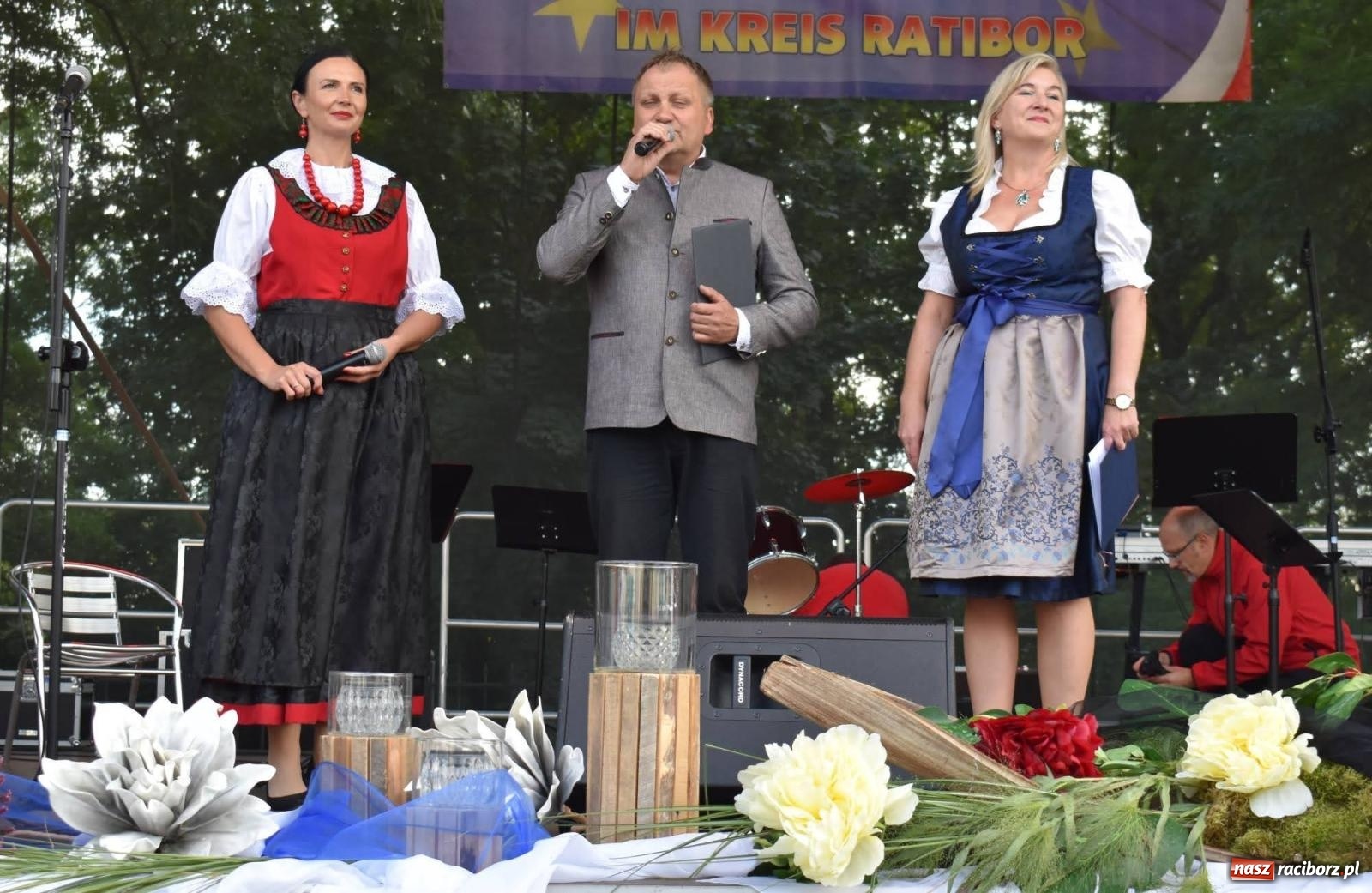 Zdjęcie w galerii na portalu naszraciborz.pl: Na raciborskim zamku odbył się Festiwal Kultury Niemieckiej wiadomości z regionu