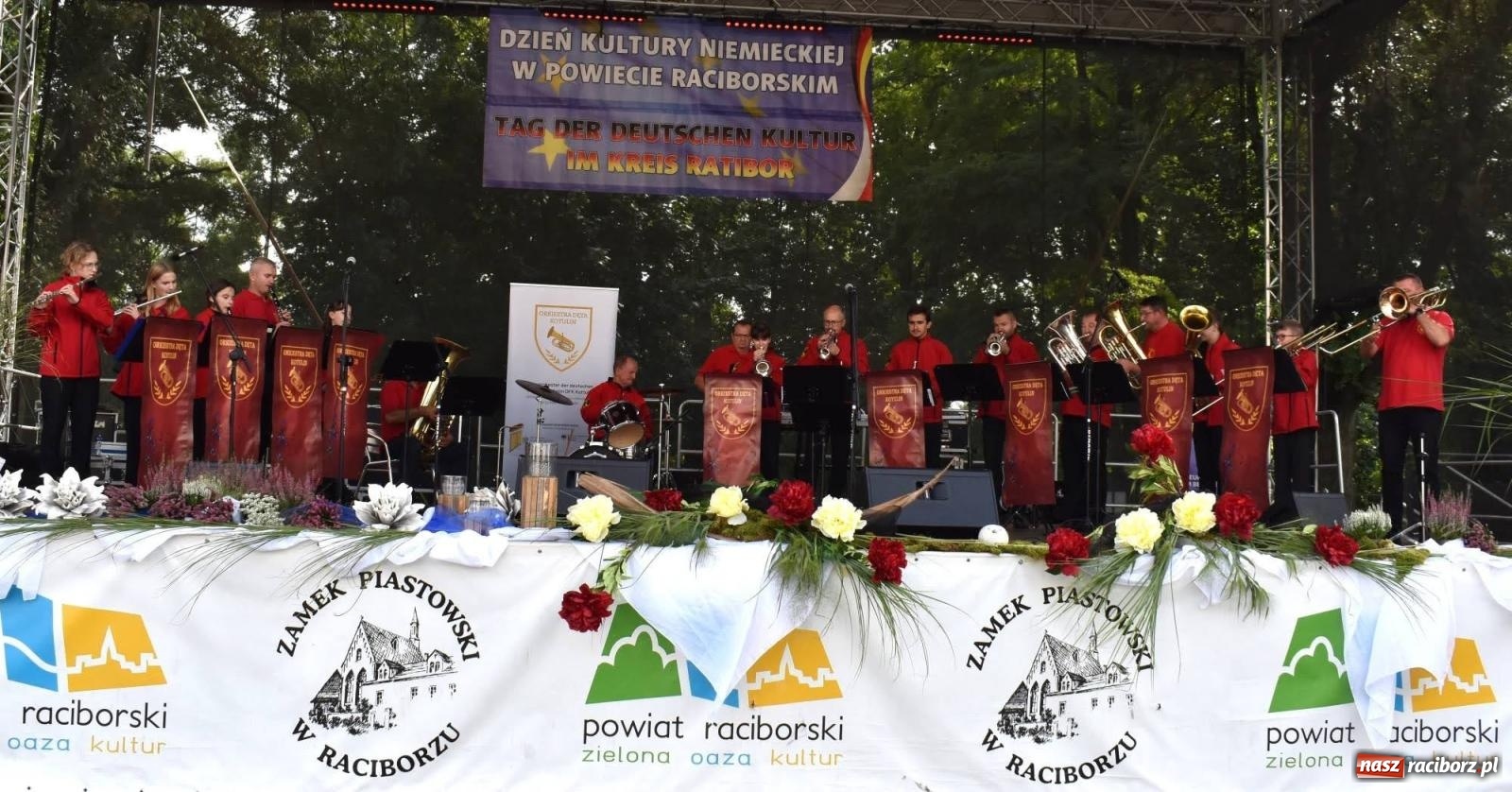Zdjęcie w galerii na portalu naszraciborz.pl: Na raciborskim zamku odbył się Festiwal Kultury Niemieckiej wiadomości z regionu