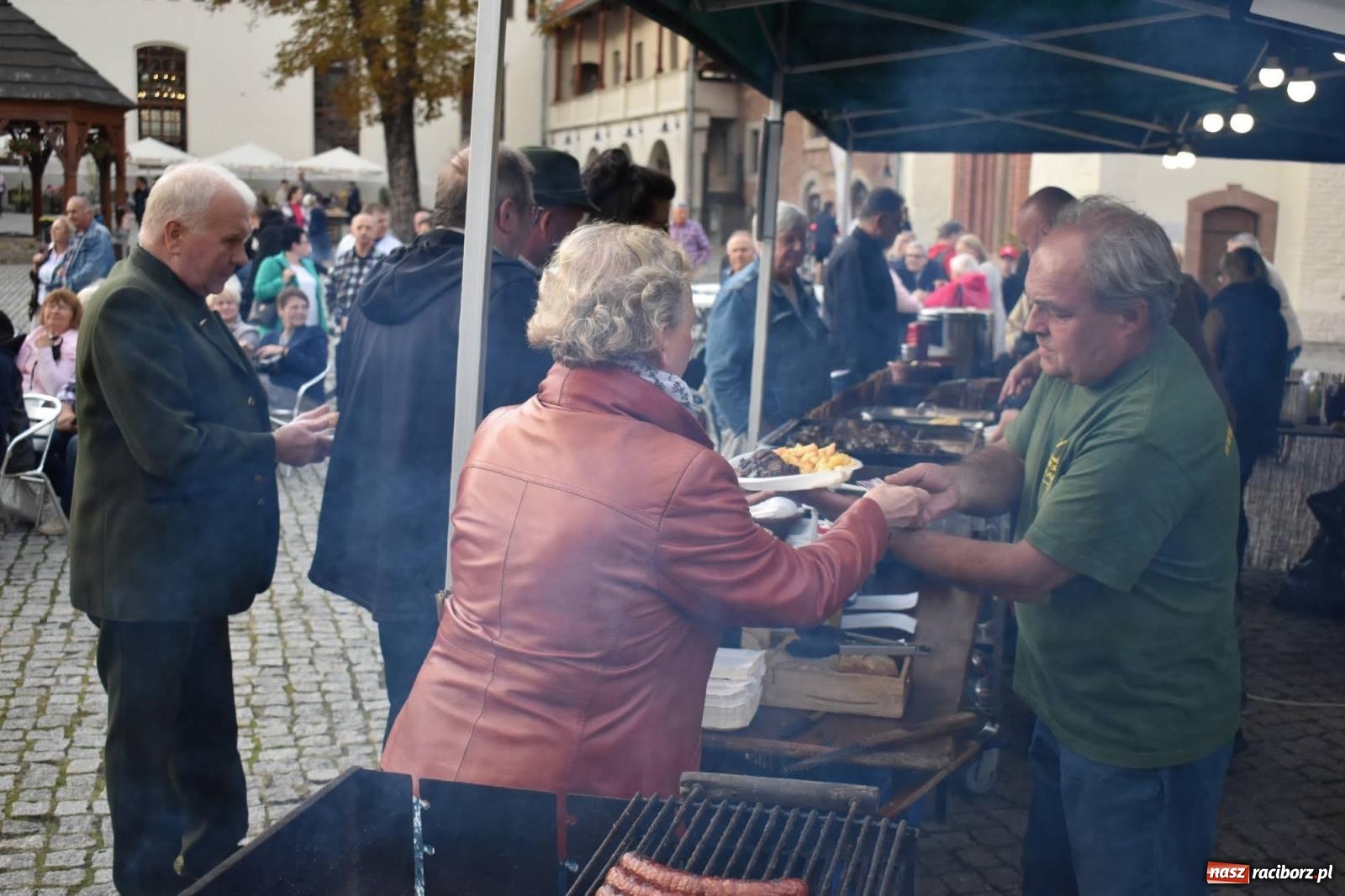 Zdjęcie w galerii na portalu naszraciborz.pl: Na raciborskim zamku odbył się Festiwal Kultury Niemieckiej wiadomości z regionu