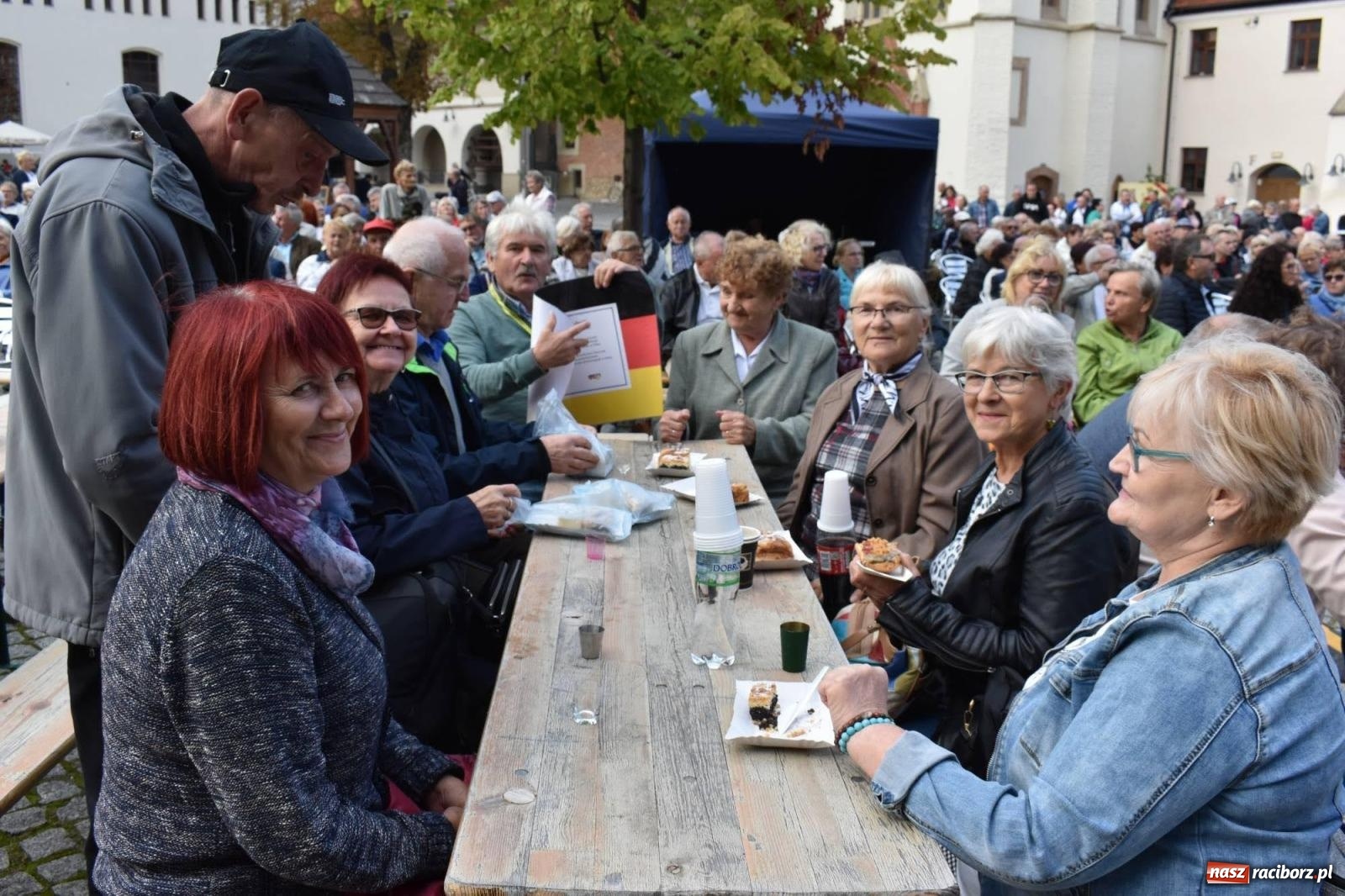 Zdjęcie w galerii na portalu naszraciborz.pl: Na raciborskim zamku odbył się Festiwal Kultury Niemieckiej wiadomości z regionu
