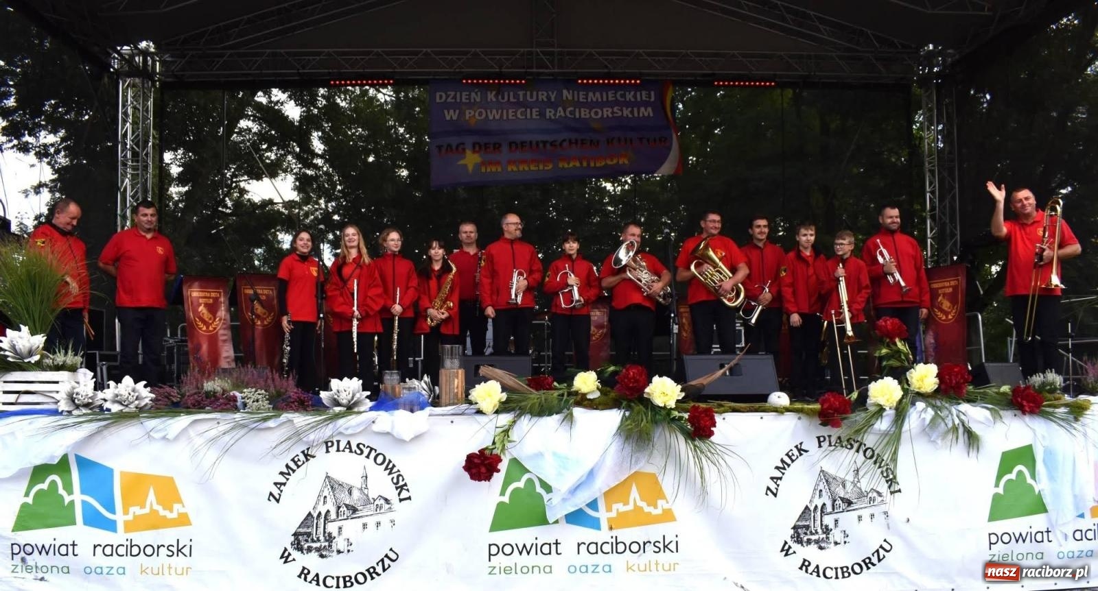 Zdjęcie w galerii na portalu naszraciborz.pl: Na raciborskim zamku odbył się Festiwal Kultury Niemieckiej wiadomości z regionu