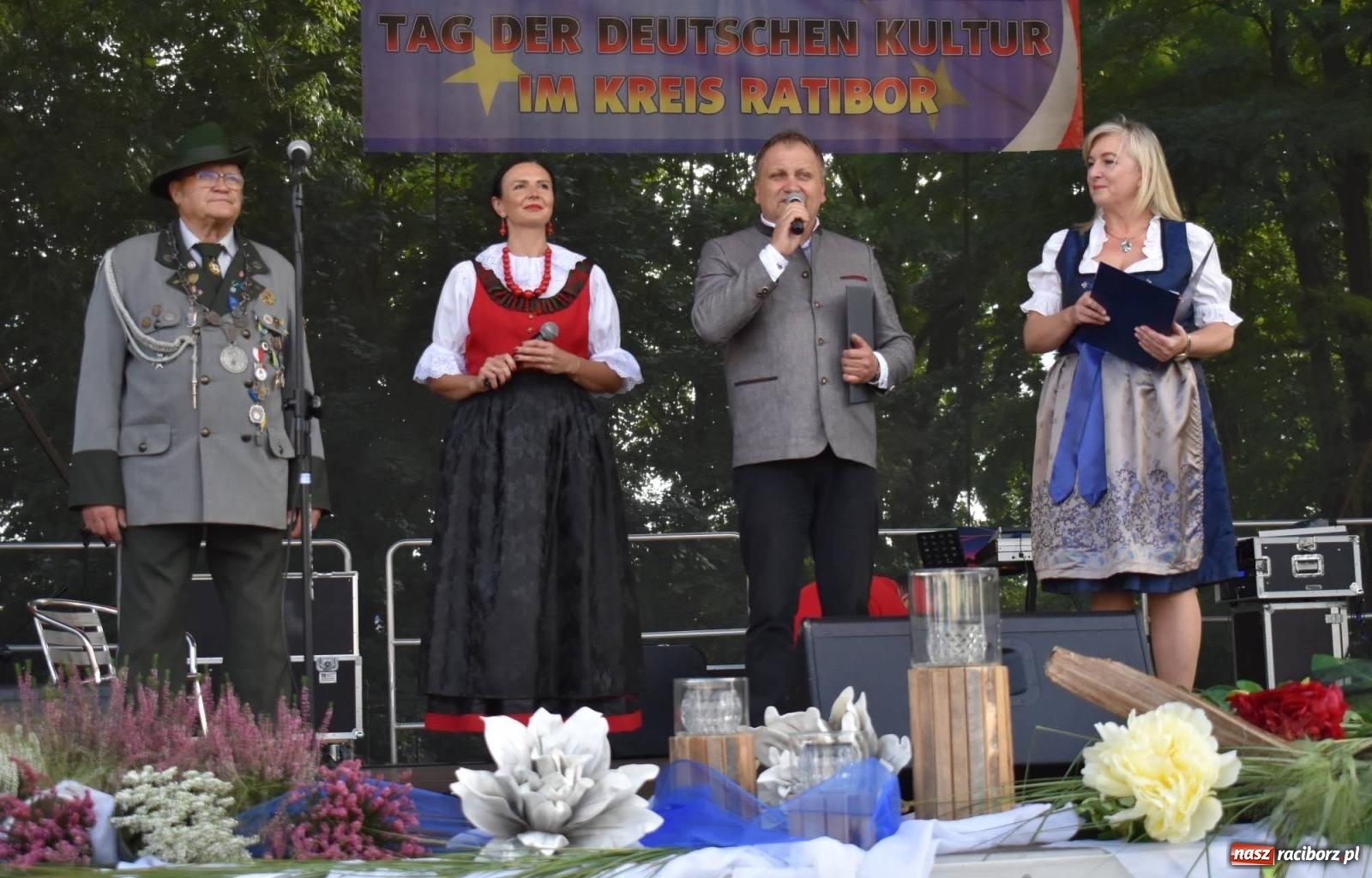 Zdjęcie w galerii na portalu naszraciborz.pl: Na raciborskim zamku odbył się Festiwal Kultury Niemieckiej wiadomości z regionu