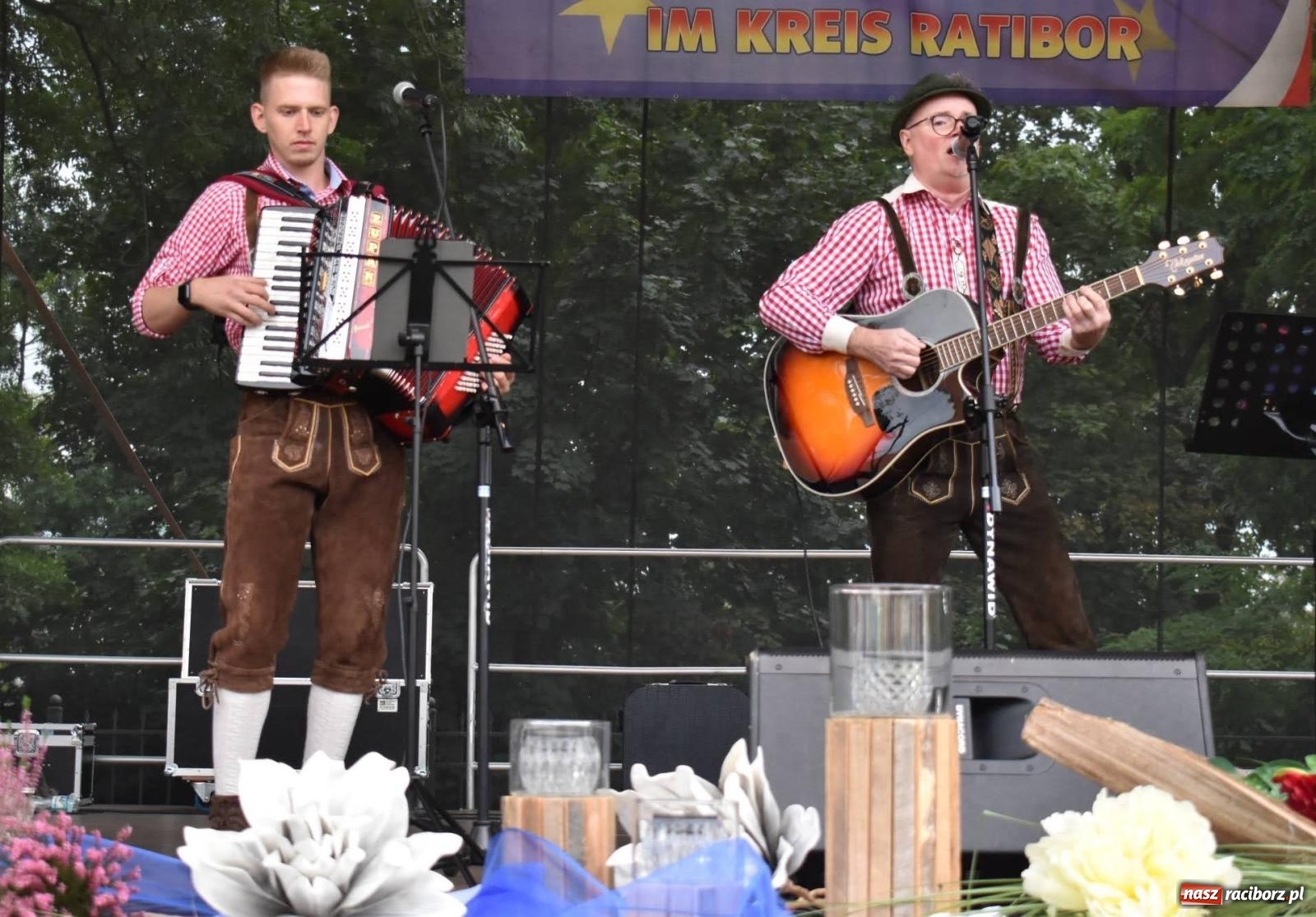 Zdjęcie w galerii na portalu naszraciborz.pl: Na raciborskim zamku odbył się Festiwal Kultury Niemieckiej wiadomości z regionu