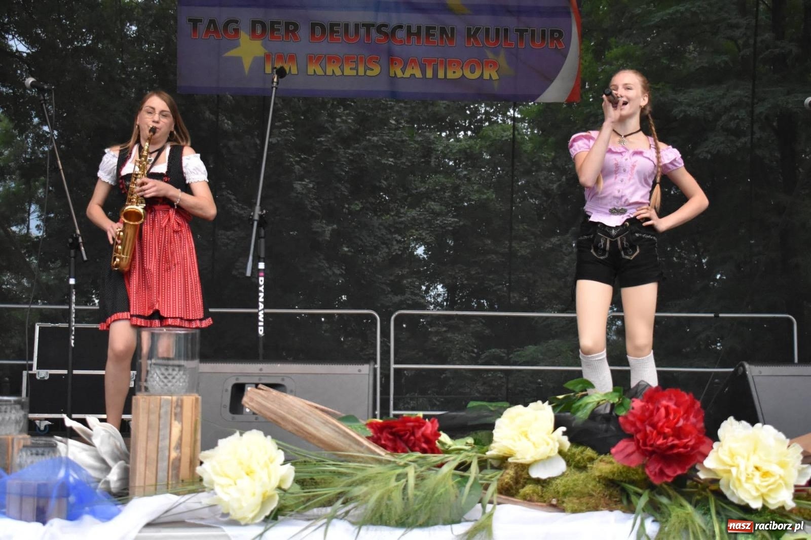 Zdjęcie w galerii na portalu naszraciborz.pl: Na raciborskim zamku odbył się Festiwal Kultury Niemieckiej wiadomości z regionu