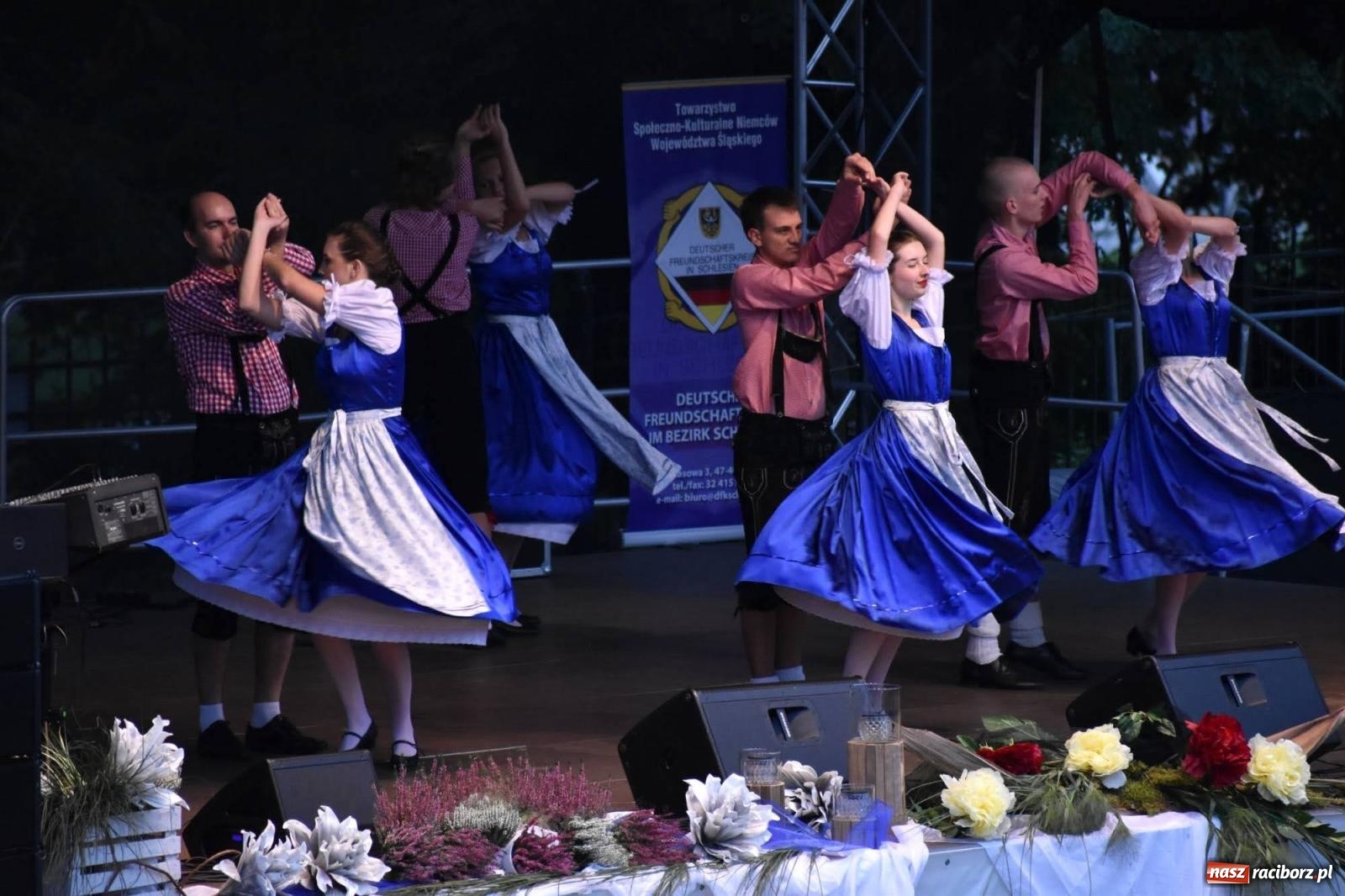 Zdjęcie w galerii na portalu naszraciborz.pl: Na raciborskim zamku odbył się Festiwal Kultury Niemieckiej wiadomości z regionu