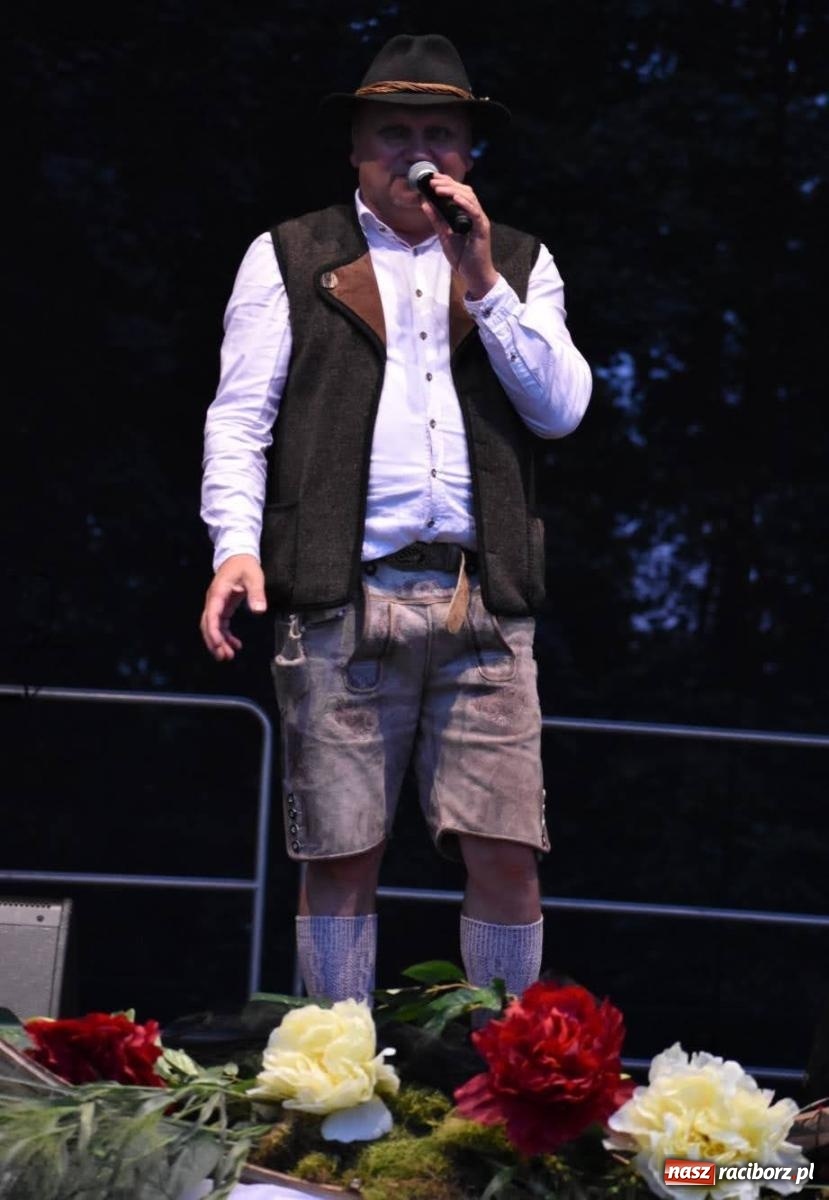 Zdjęcie w galerii na portalu naszraciborz.pl: Na raciborskim zamku odbył się Festiwal Kultury Niemieckiej wiadomości z regionu