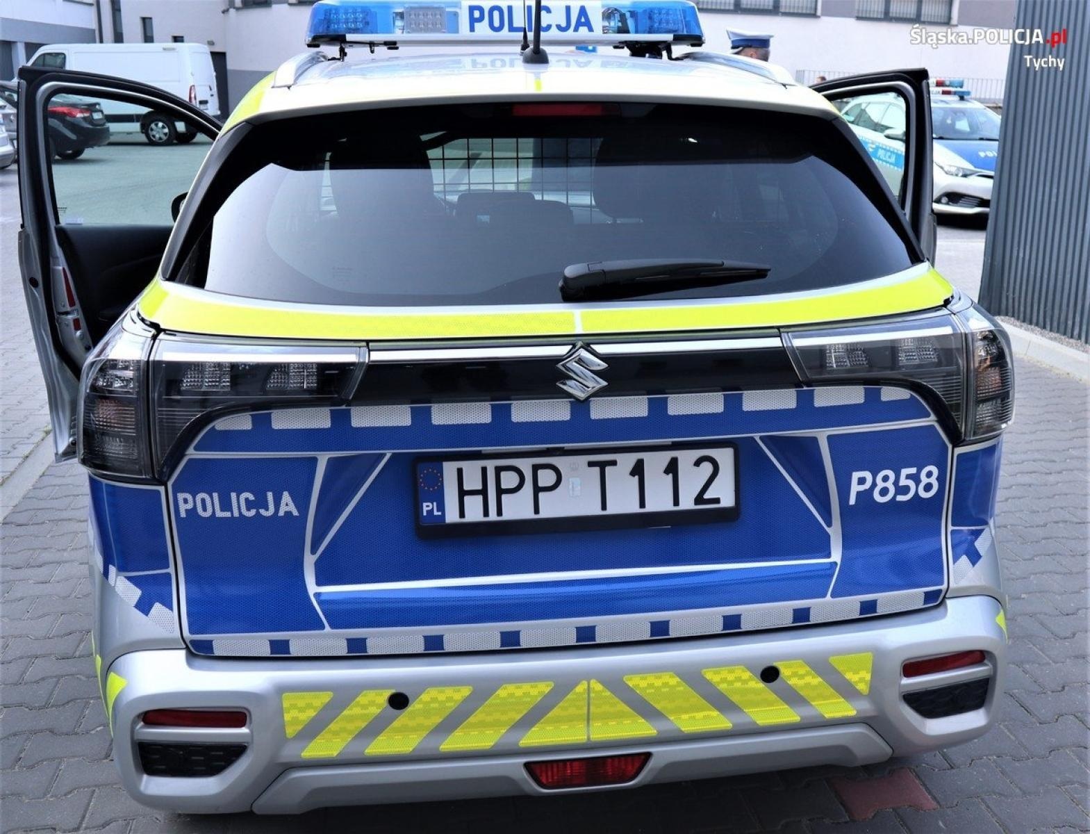 Zdjęcie w galerii na portalu naszraciborz.pl: Dzielnicowi z Raciborza dostaną suzuki. Pomogły Lasy Państwowe wiadomości z regionu