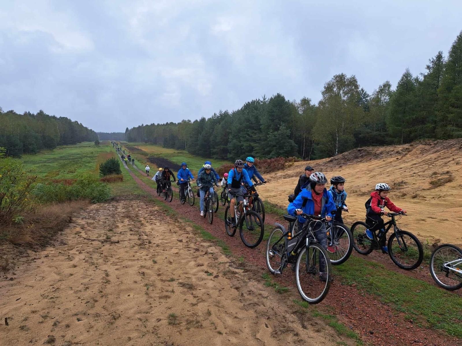 Zdjęcie w galerii na portalu naszraciborz.pl: Pierwsza edycja Krajoznawczego Rajdu dla Małych i Dużych za nami wiadomości z regionu
