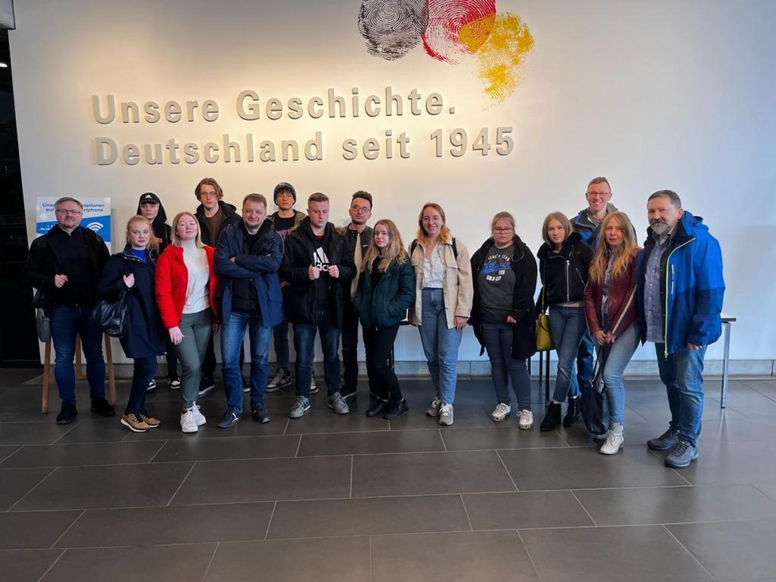 Zdjęcie w galerii na portalu naszraciborz.pl: Rozwiń Skrzydła z Filologią w Raciborzu! Studiuj język niemiecki! wiadomości z regionu