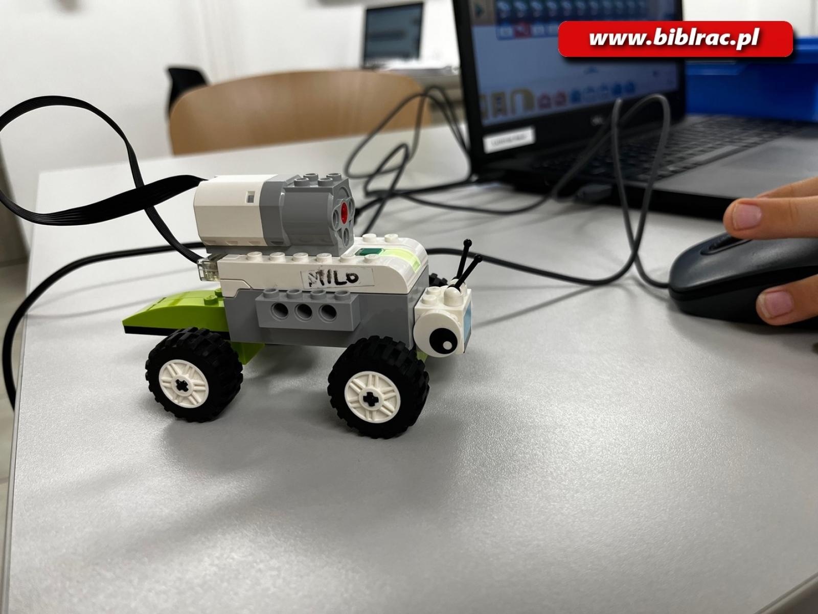 Zdjęcie w galerii na portalu naszraciborz.pl: Pierwsze spotkanie Klubu LEGO w bibliotece wiadomości z regionu