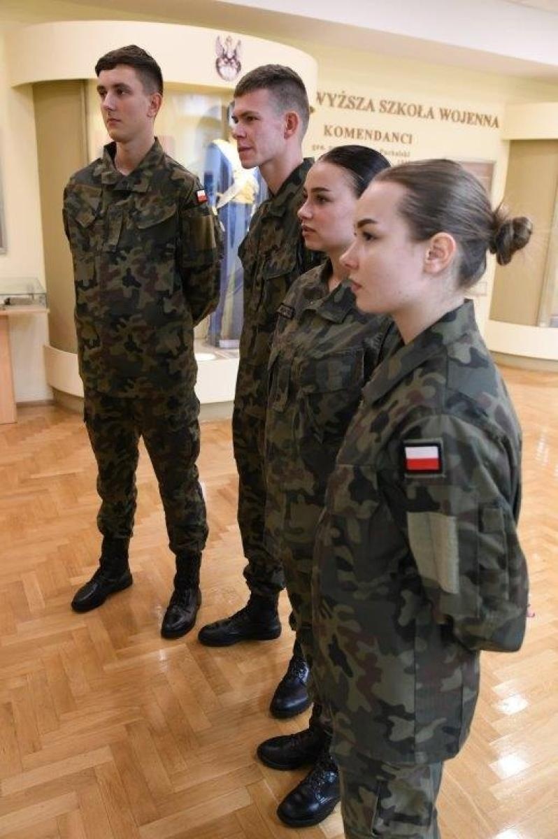 Zdjęcie w galerii na portalu naszraciborz.pl: ZSOMS w Raciborzu objęty patronatem Akademii Sztuki Wojennej w Warszawie wiadomości z regionu