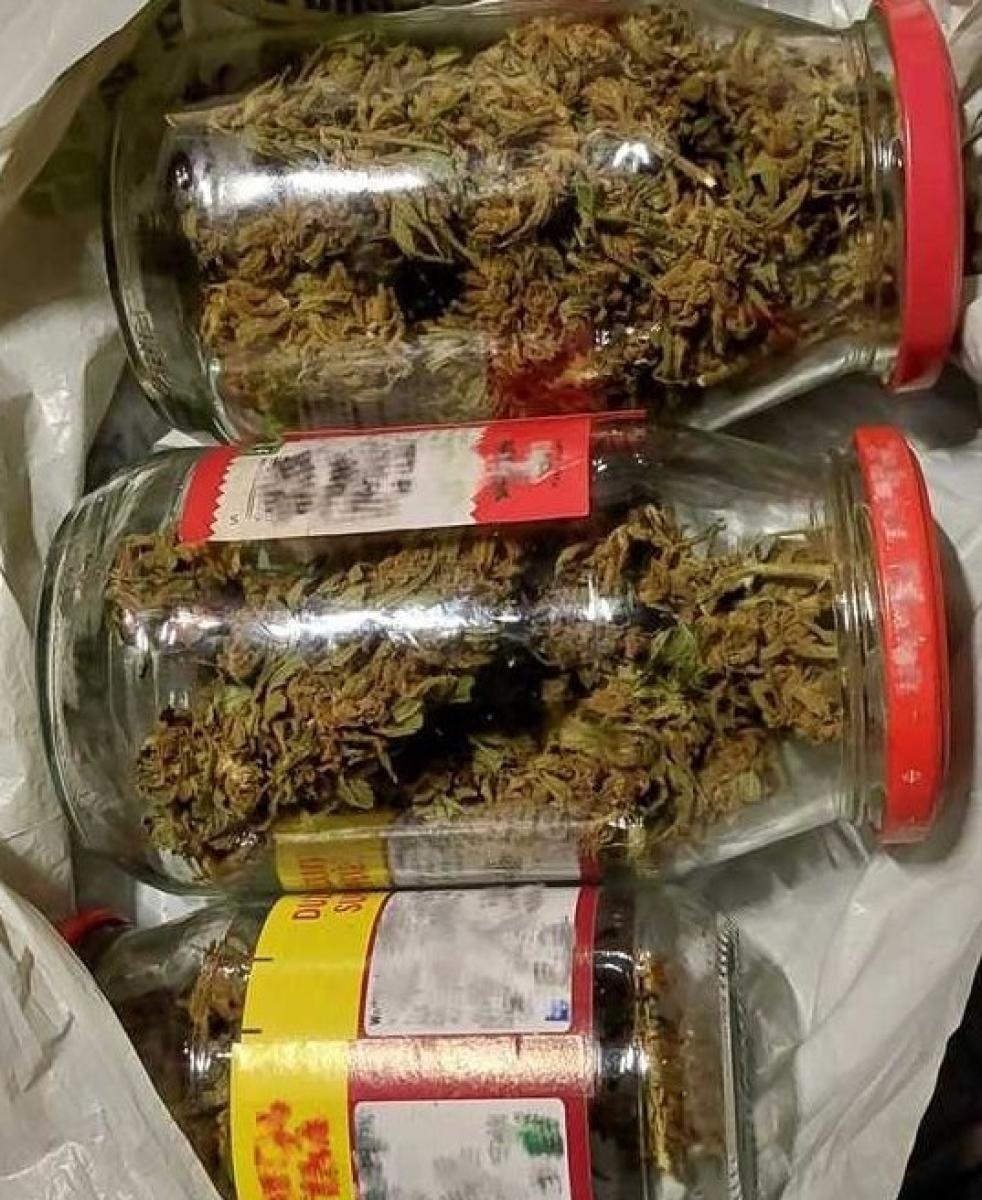 Zdjęcie w galerii na portalu naszraciborz.pl: Mieszkanka pow. głubczyckiego zatrzymana z narkotykami wiadomości z regionu