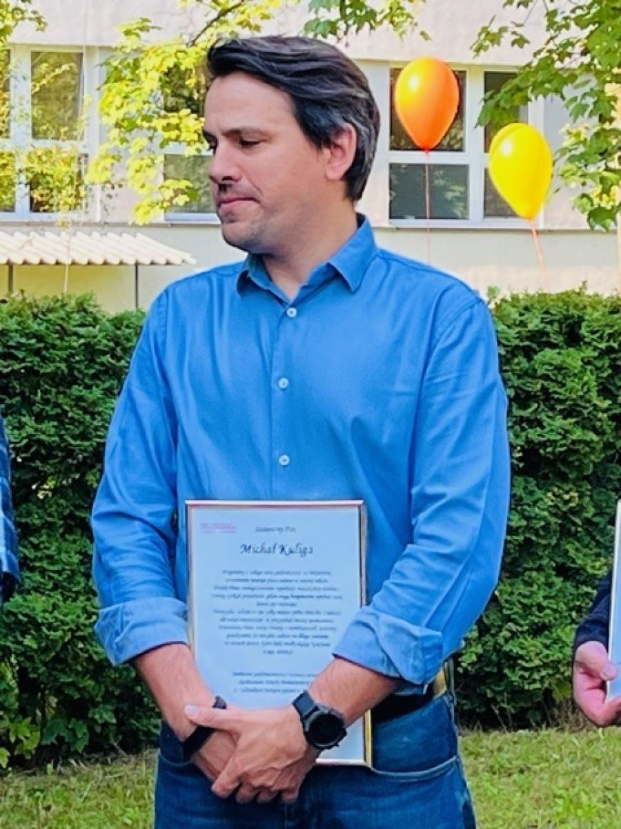 Zdjęcie w galerii na portalu naszraciborz.pl: Nowy plac zabaw przy SP 1 na Ostrogu już otwarty wiadomości z regionu