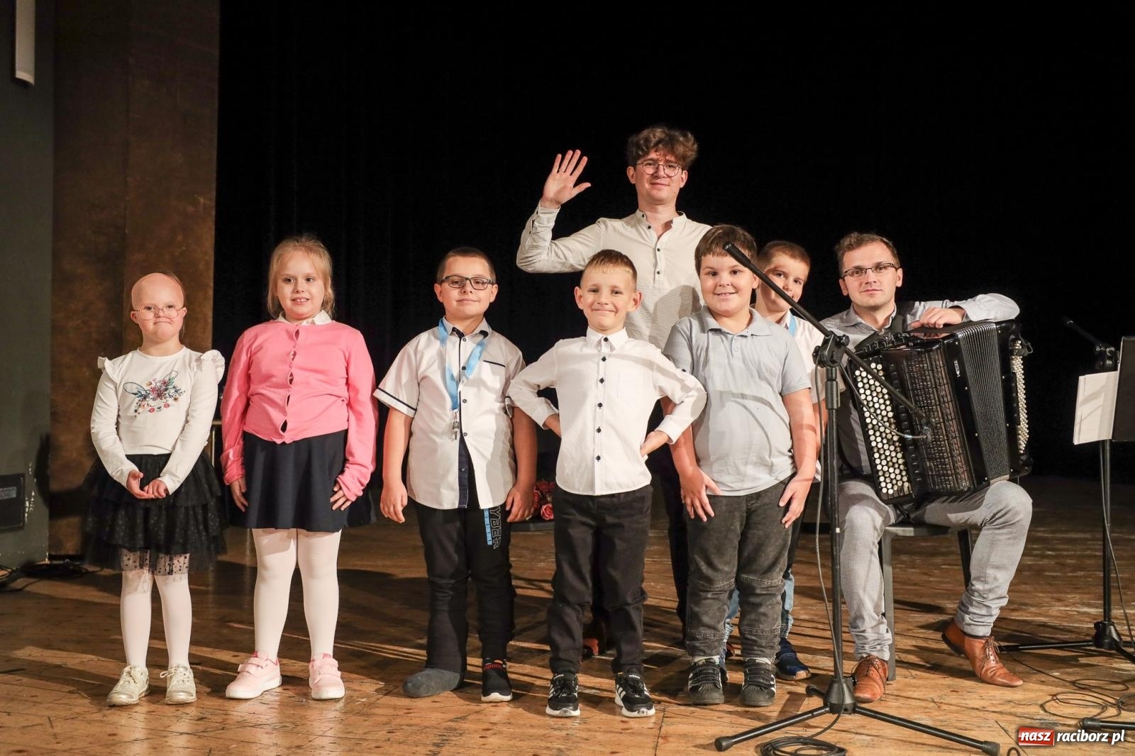Zdjęcie w galerii na portalu naszraciborz.pl: Pierwsze koncerty umuzykalniające w tym roku szkolnym: akordeon wiadomości z regionu