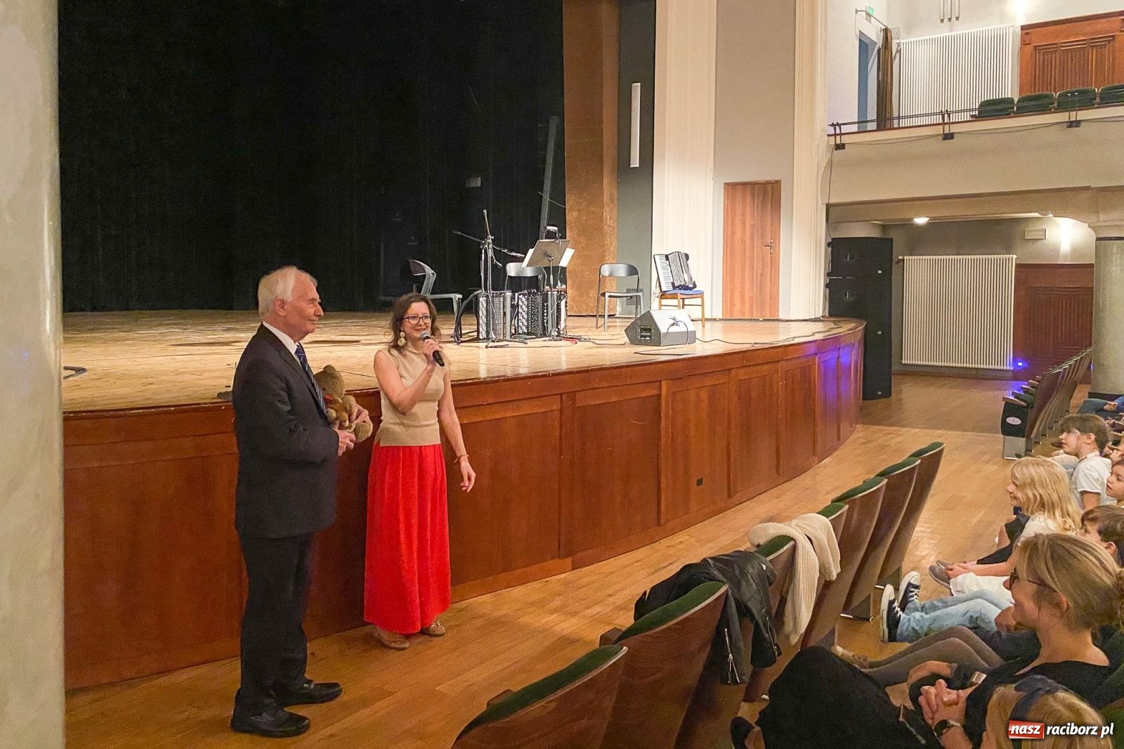 Zdjęcie w galerii na portalu naszraciborz.pl: Pierwsze koncerty umuzykalniające w tym roku szkolnym: akordeon wiadomości z regionu