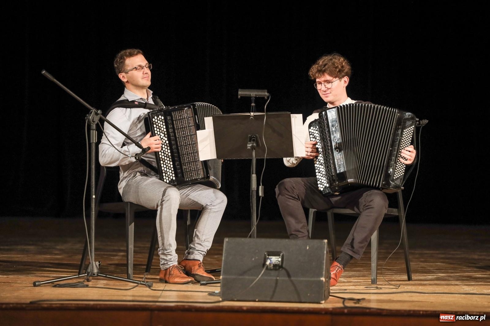 Zdjęcie w galerii na portalu naszraciborz.pl: Pierwsze koncerty umuzykalniające w tym roku szkolnym: akordeon wiadomości z regionu