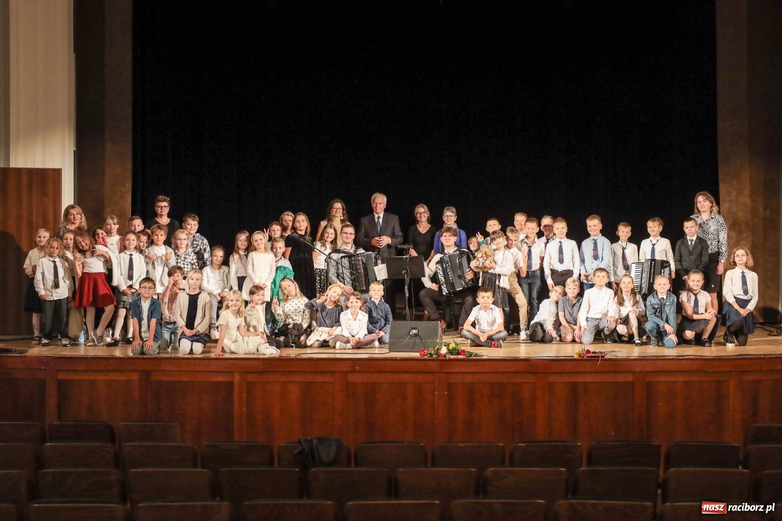 Zdjęcie w galerii na portalu naszraciborz.pl: Pierwsze koncerty umuzykalniające w tym roku szkolnym: akordeon wiadomości z regionu