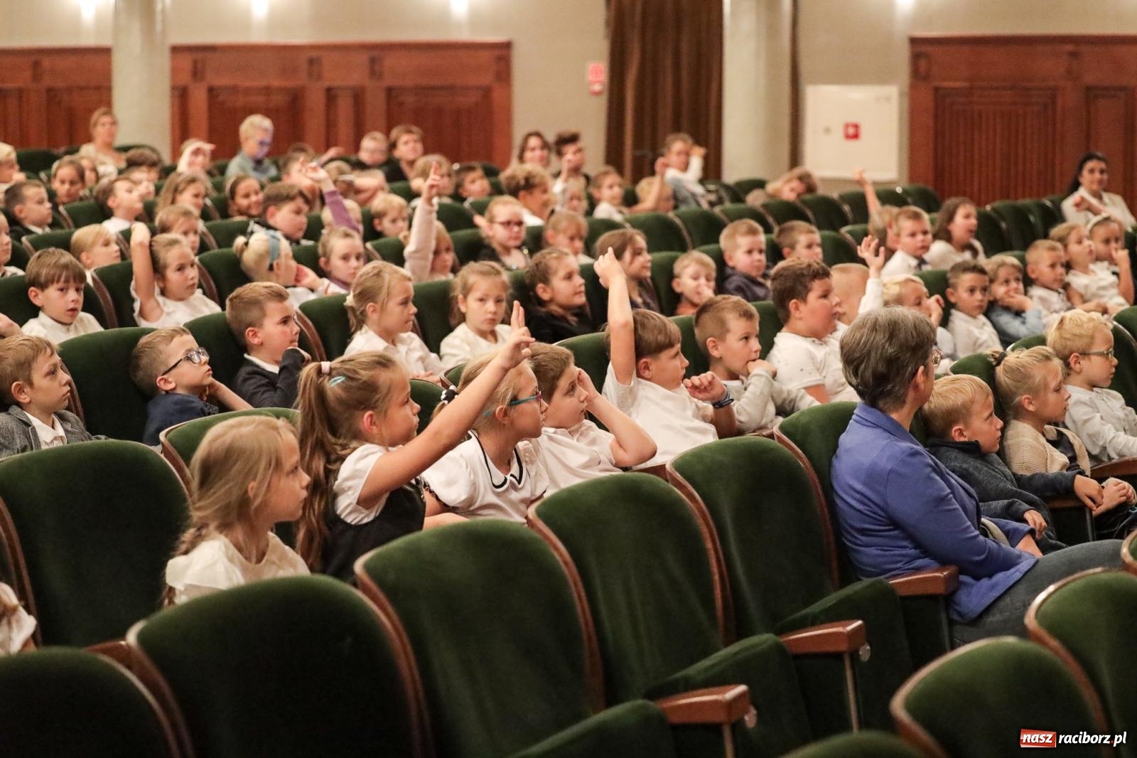 Zdjęcie w galerii na portalu naszraciborz.pl: Pierwsze koncerty umuzykalniające w tym roku szkolnym: akordeon wiadomości z regionu