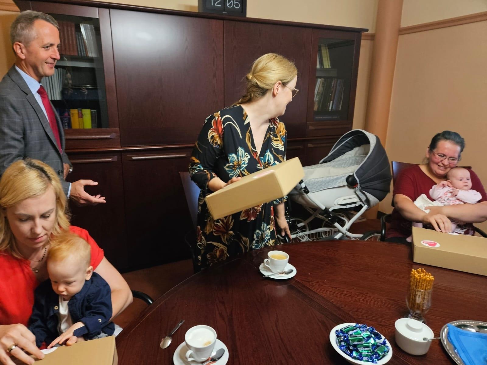 Zdjęcie w galerii na portalu naszraciborz.pl: Racibórz wita nowych mieszkańców wiadomości z regionu