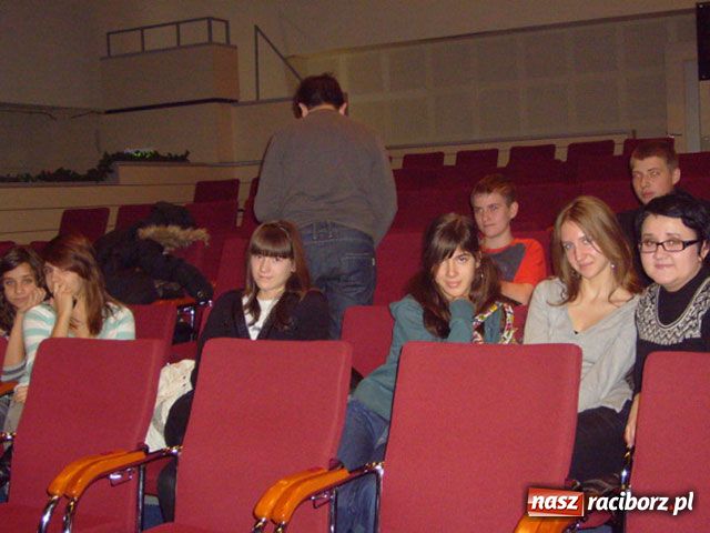 Zdjęcie w galerii na portalu naszraciborz.pl: Uczniowie G 1 na Węgrzech wiadomości z regionu