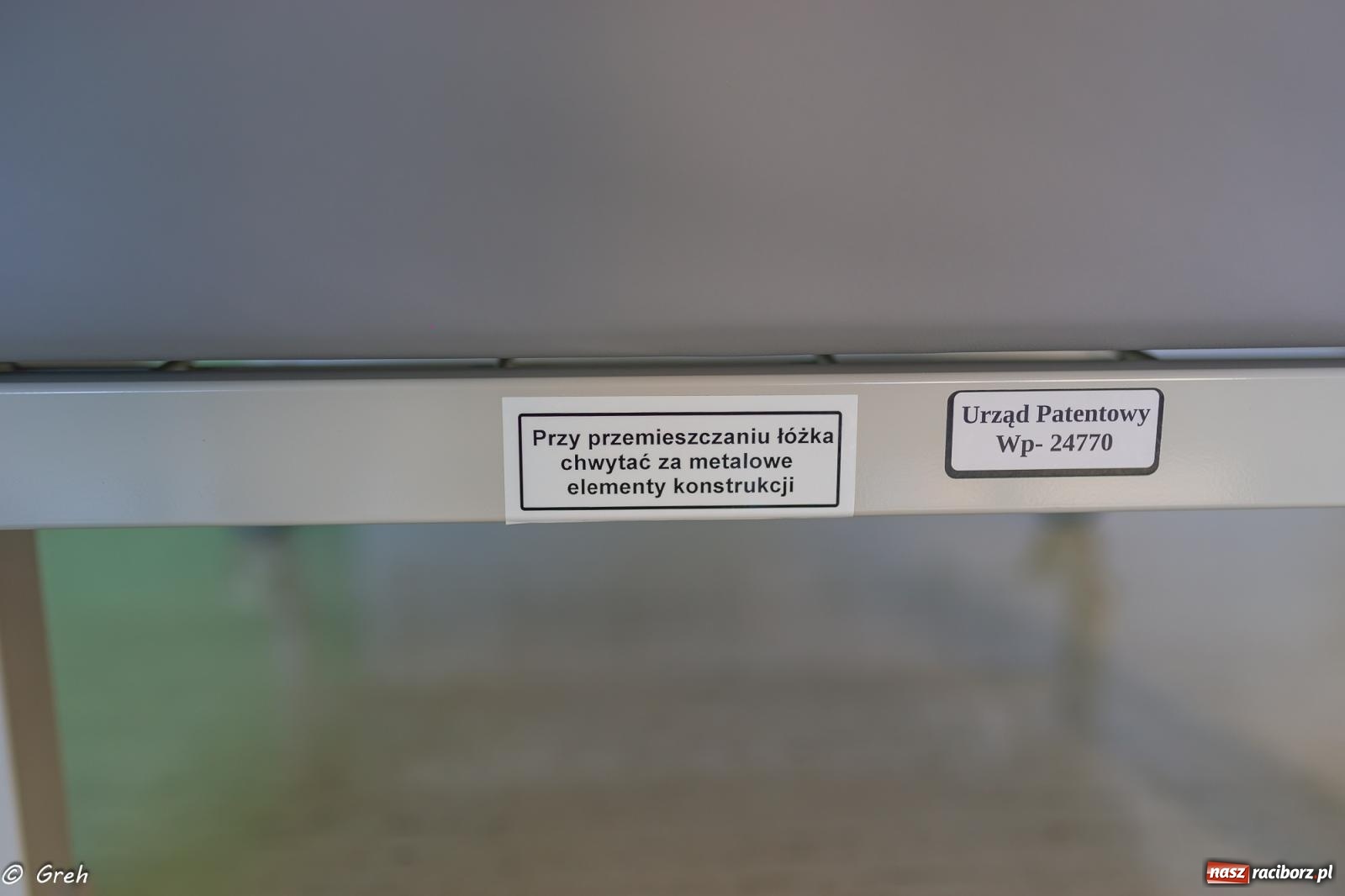 Zdjęcie w galerii na portalu naszraciborz.pl: Aby rodzina mogła być razem. Łóżka dla rodziców trafiły do raciborskiego szpitala wiadomości z regionu