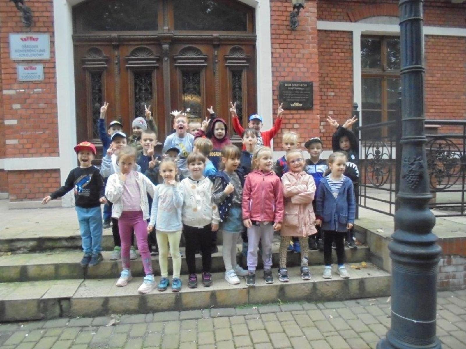 Zdjęcie w galerii na portalu naszraciborz.pl: Tygryski z Bema z wizytą na tenisowym korcie wiadomości z regionu