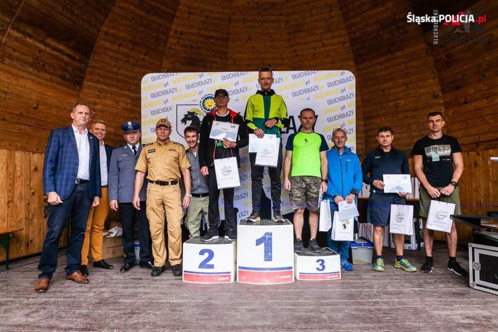Zdjęcie w galerii na portalu naszraciborz.pl: Sierżant z Raciborza najlepszy w biegu górskim wiadomości z regionu