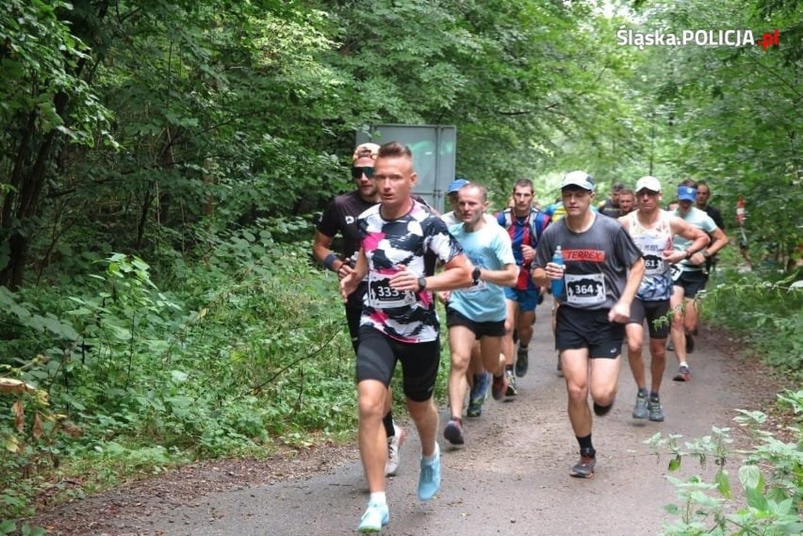 Zdjęcie w galerii na portalu naszraciborz.pl: Sierżant z Raciborza najlepszy w biegu górskim wiadomości z regionu