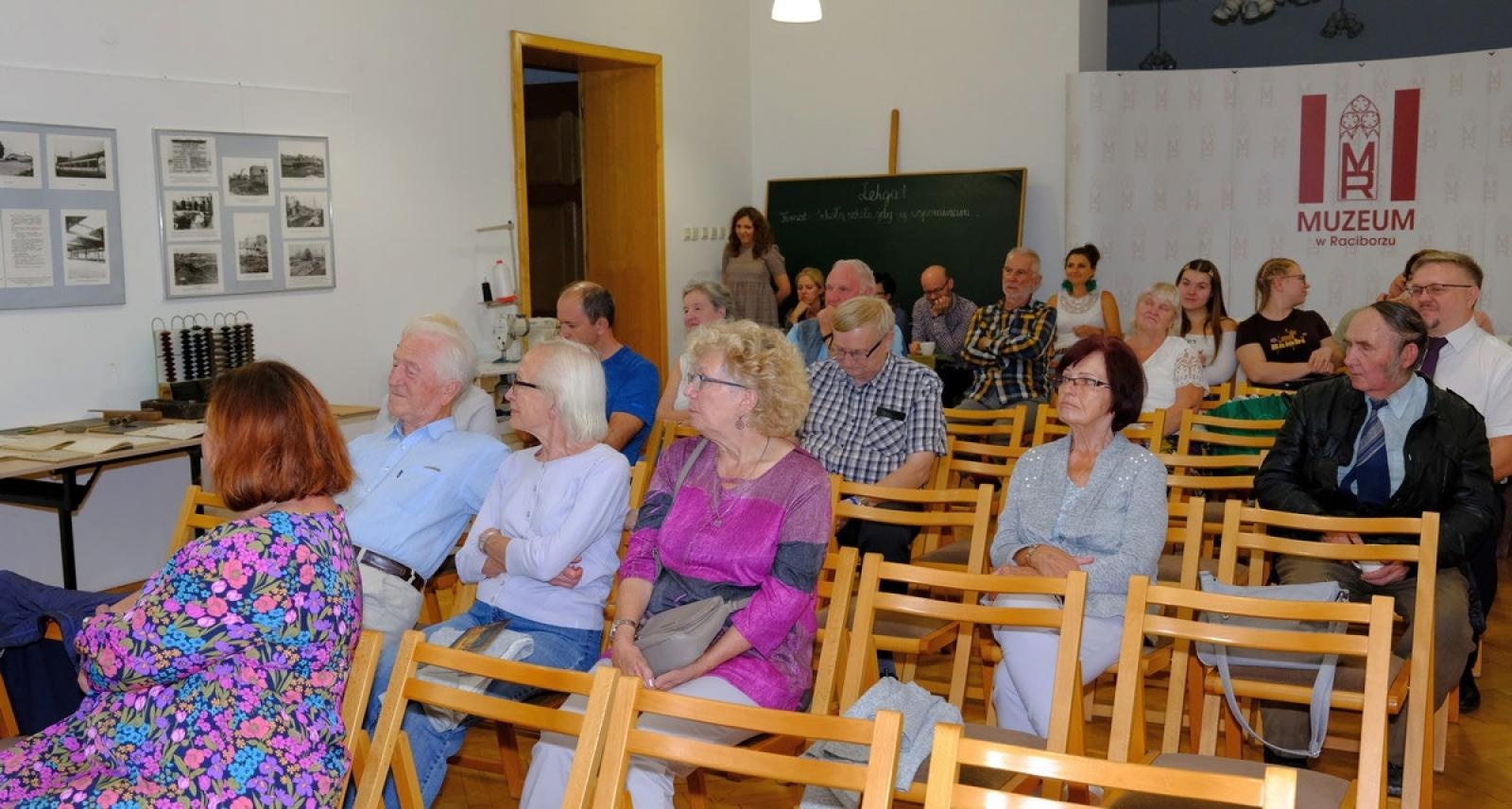 Zdjęcie w galerii na portalu naszraciborz.pl: Szkoło, szkoło. Gdy cię wspominam! wiadomości z regionu