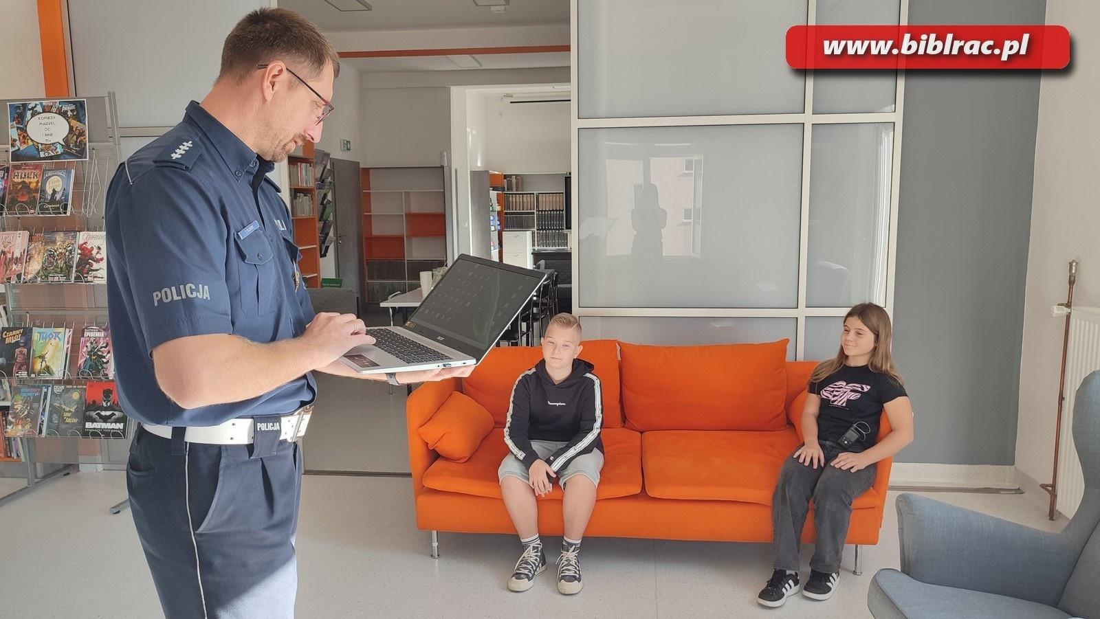 Zdjęcie w galerii na portalu naszraciborz.pl: Konkurs wiedzy o ruchu drogowym. Znamy laureatów wiadomości z regionu