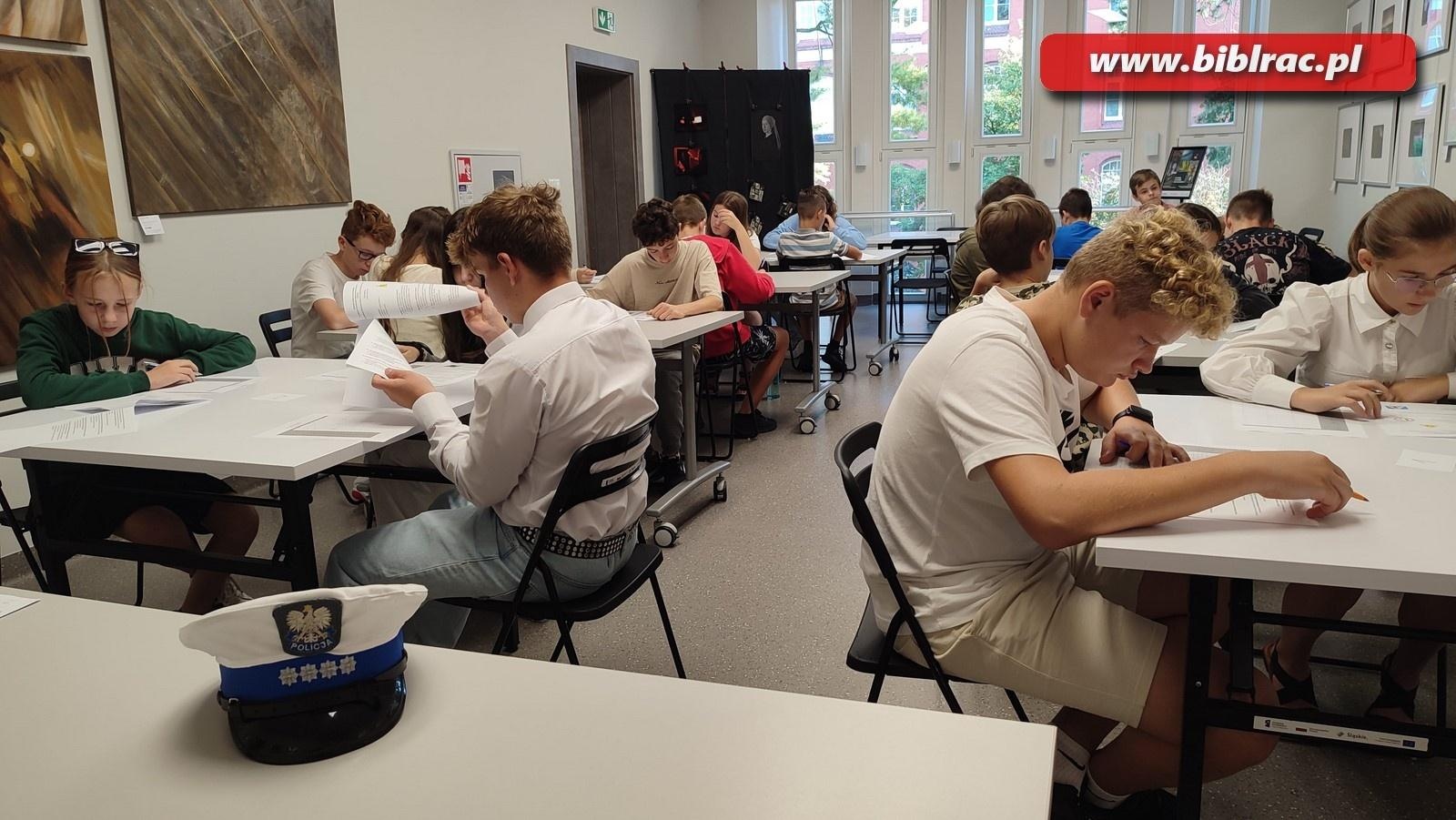 Zdjęcie w galerii na portalu naszraciborz.pl: Konkurs wiedzy o ruchu drogowym. Znamy laureatów wiadomości z regionu